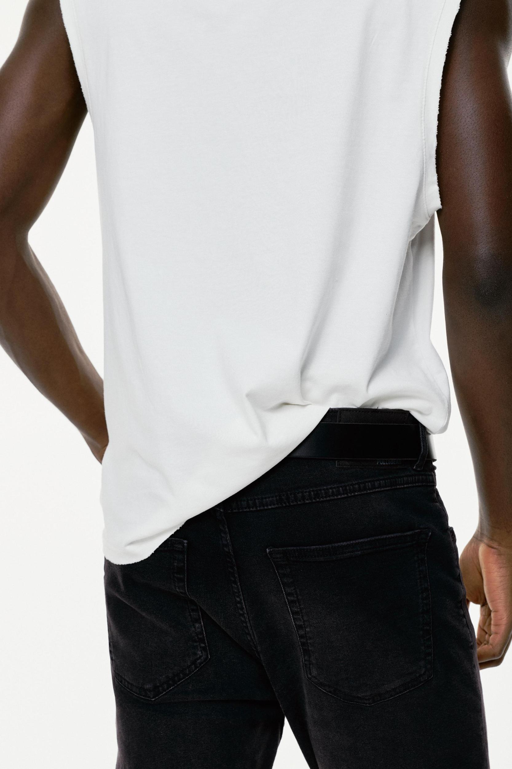 Washed carrot-fit jeans Product Image