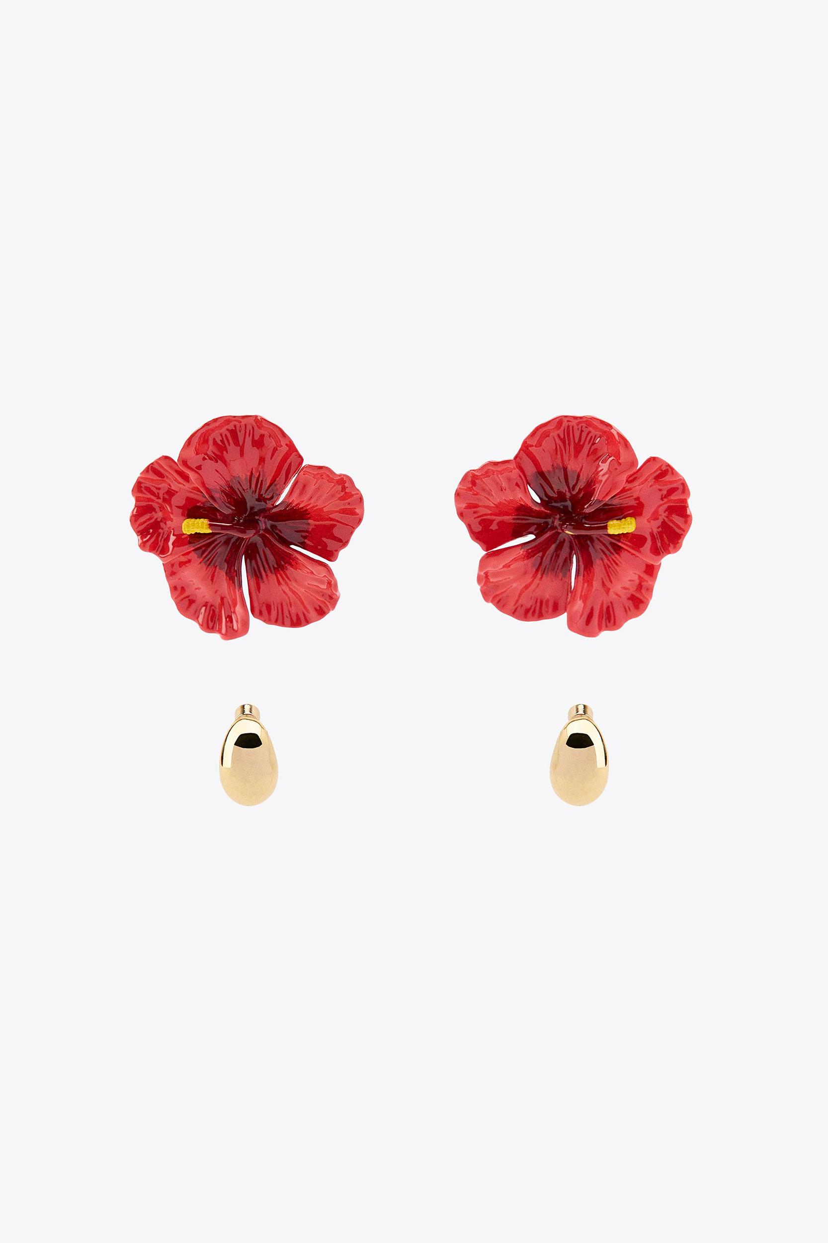 PACK OF FLOWER AND HOOP EARRINGS Product Image