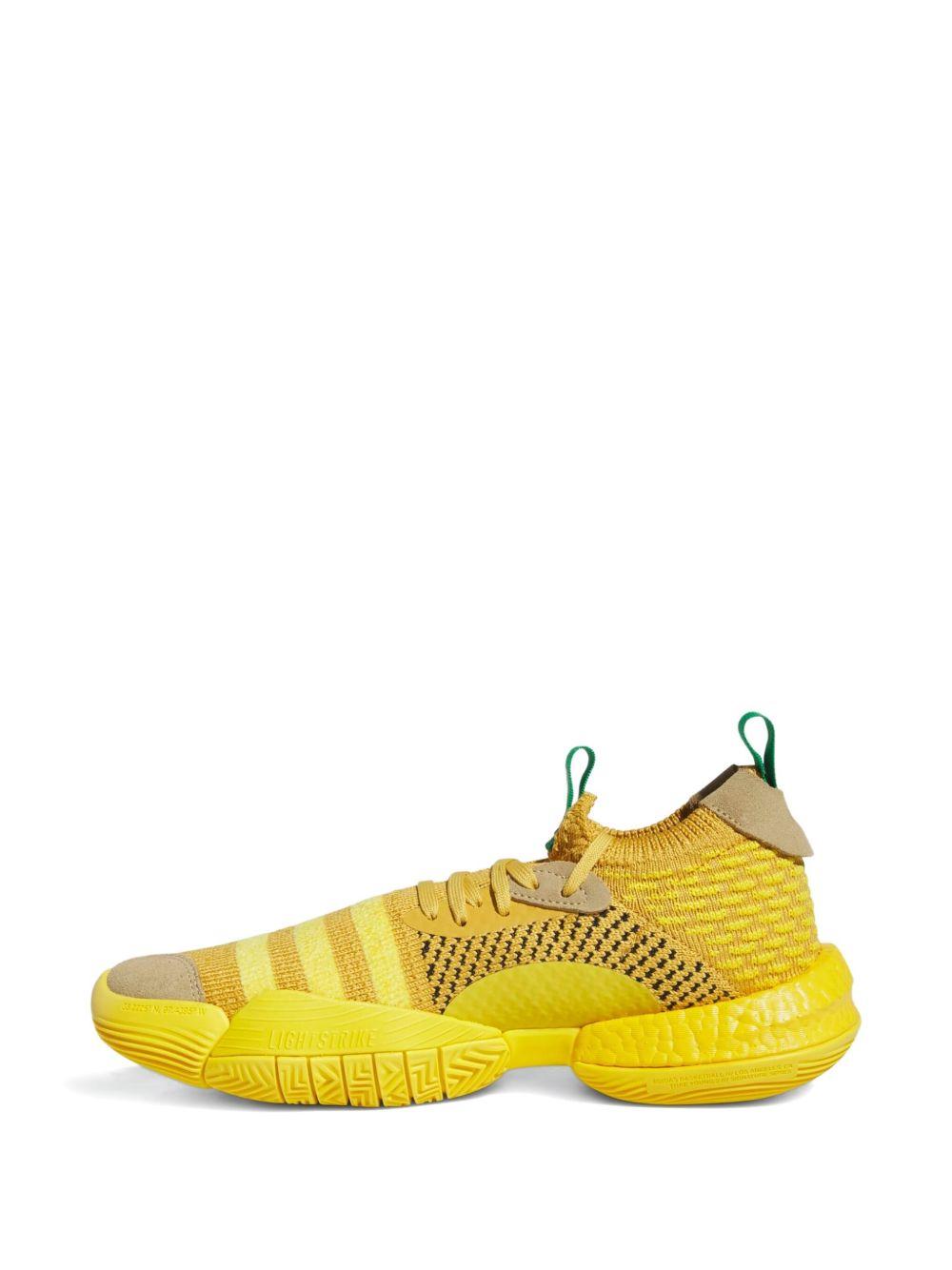Trae Young 2.0 "Hazy Yellow" sneakers Product Image