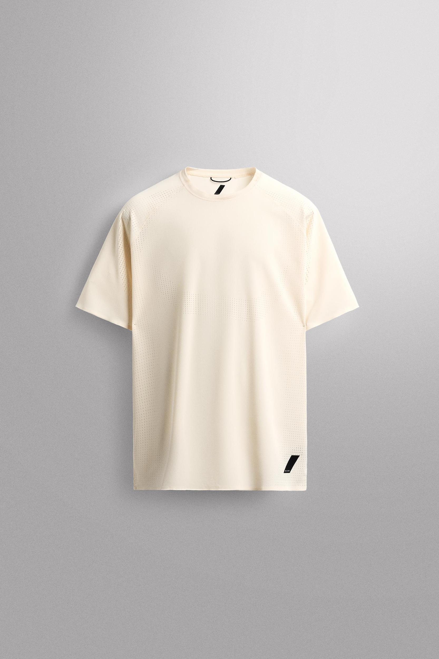 OPEN KNIT STRUCTURE T-SHIRT Product Image