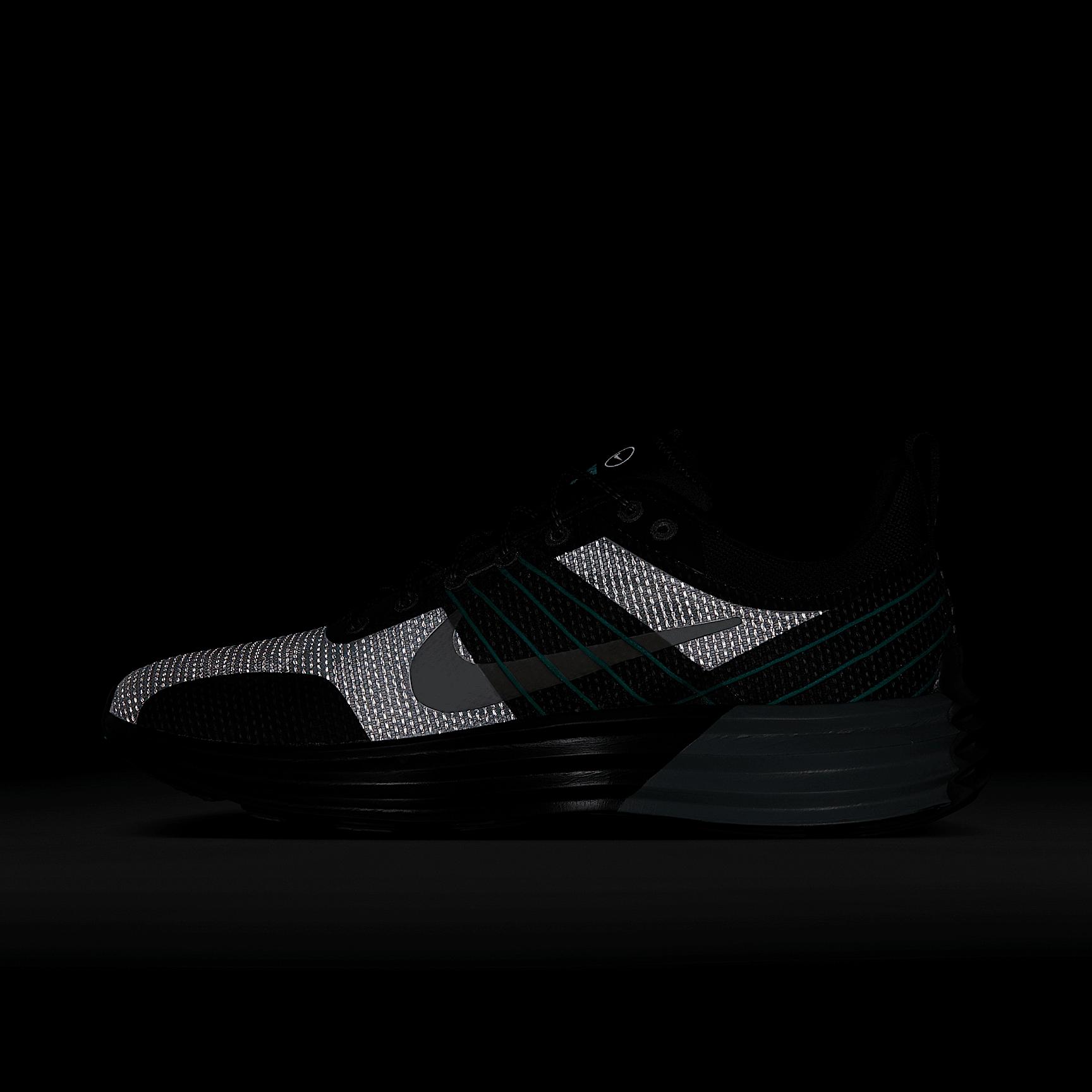 Nike Men's Lunar Roam Premium Shoes Product Image