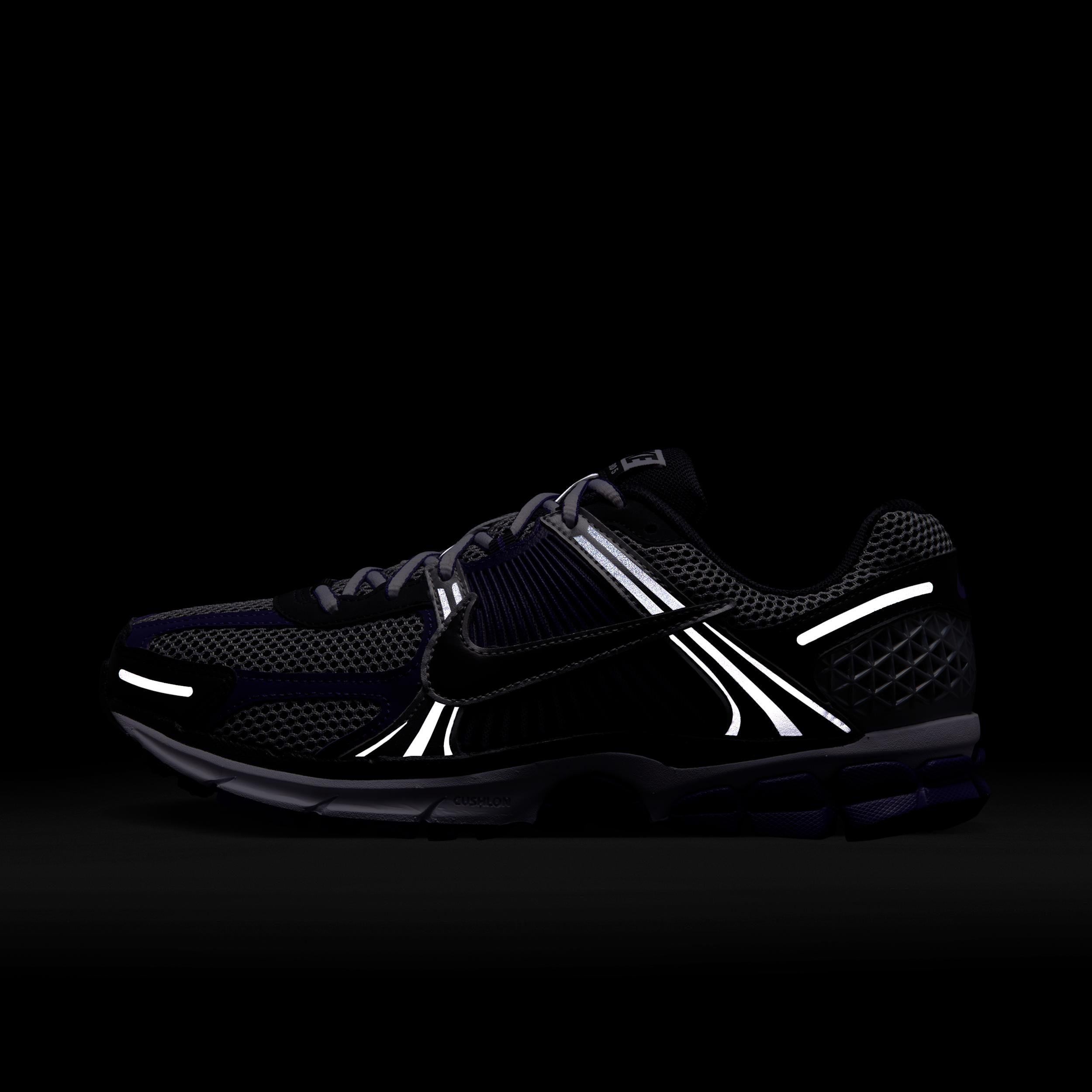 Nike Mens Zoom Vomero 5 Shoes | IM2220-095 Product Image