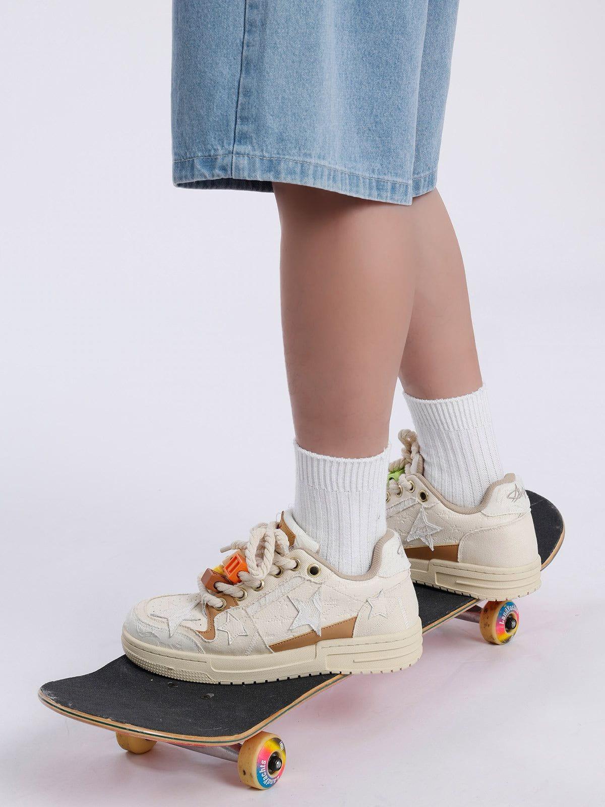 StarryClimb Applique Embroidery Star Skate Shoes Product Image