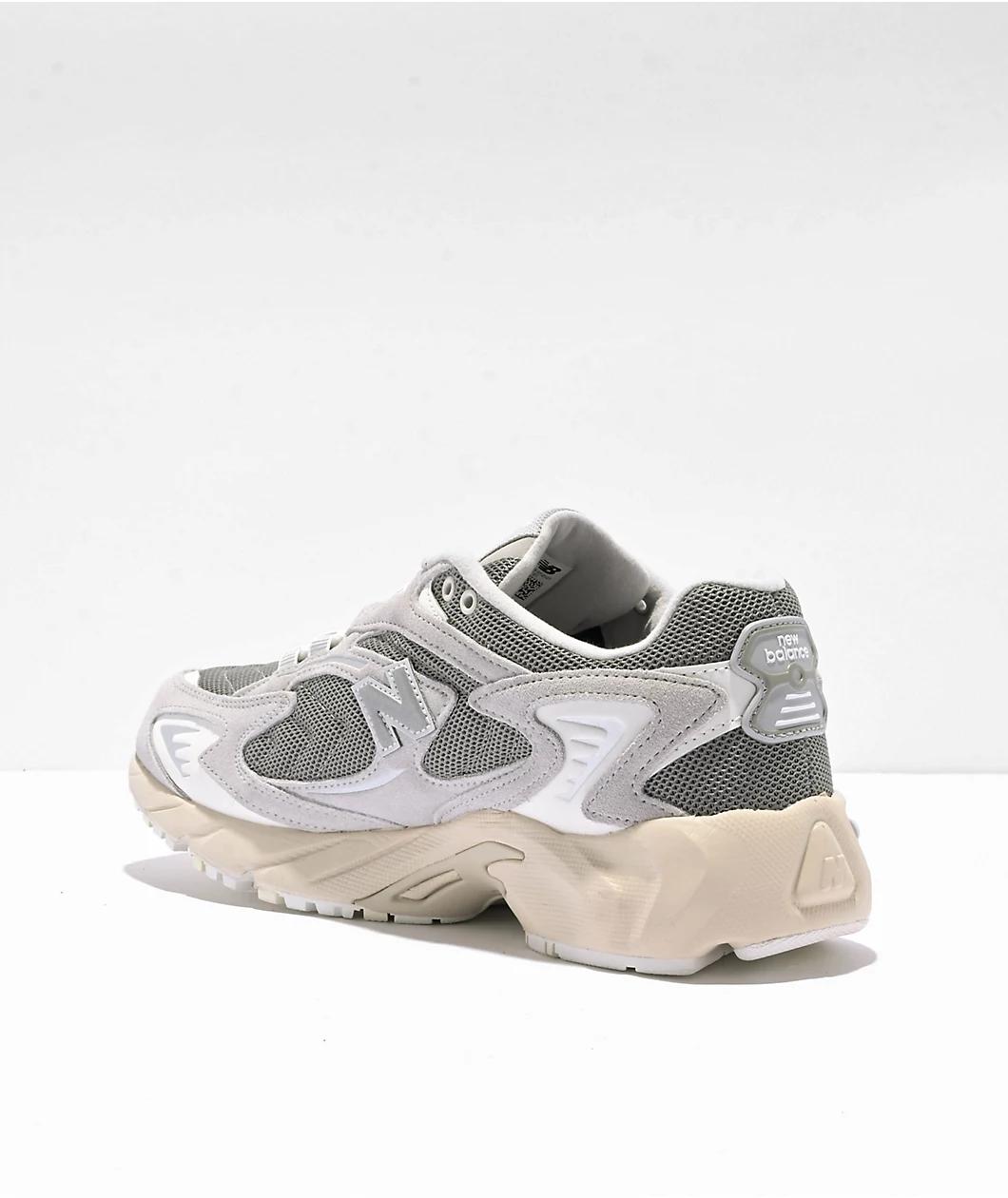 New Balance Lifestyle 725 V1 Rain Cloud, Grey & Sea Salt Shoes Product Image