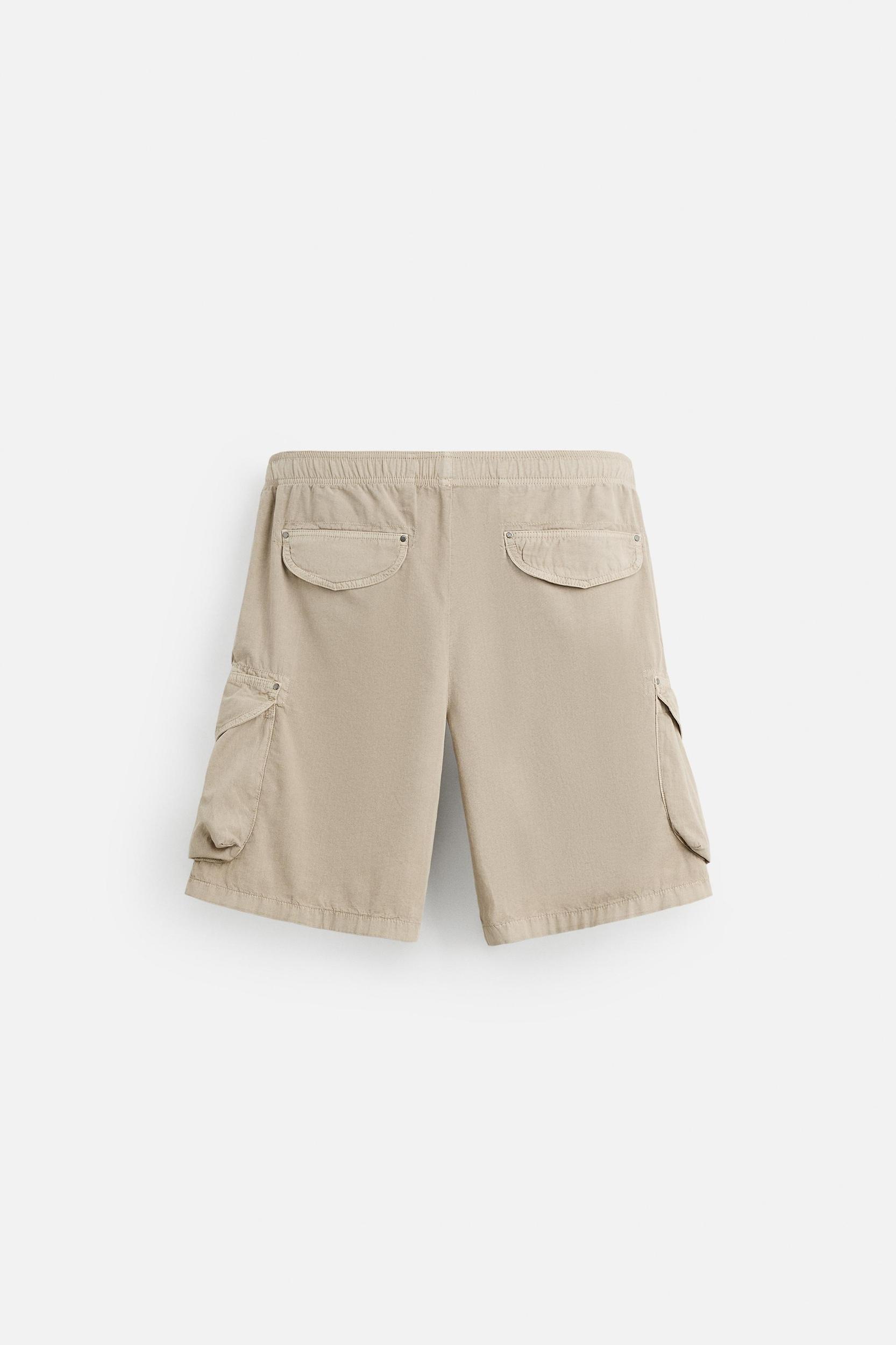 RELAXED FIT CARGO SHORTS Product Image