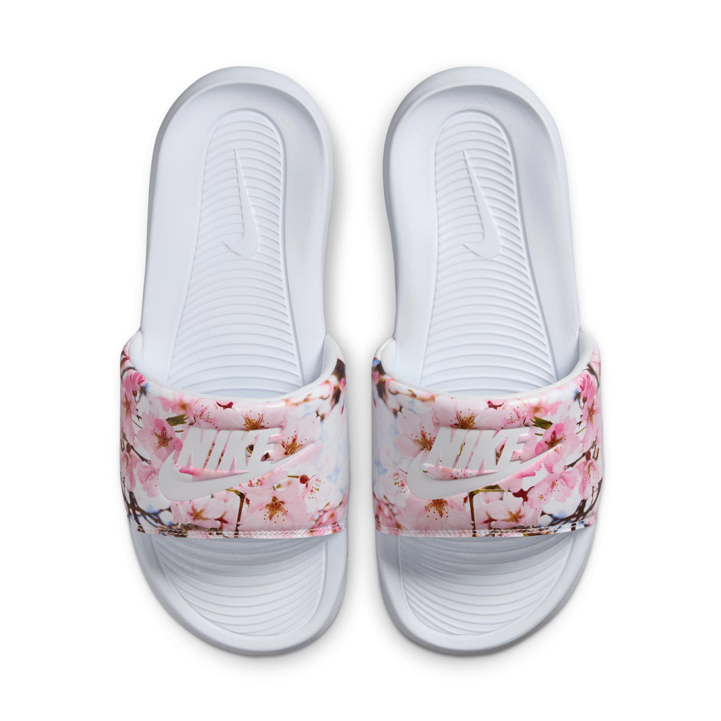 Nike Women's Victori One Slides Product Image