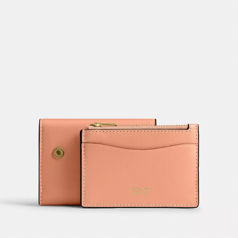 Essential Card Holder Wallet Product Image