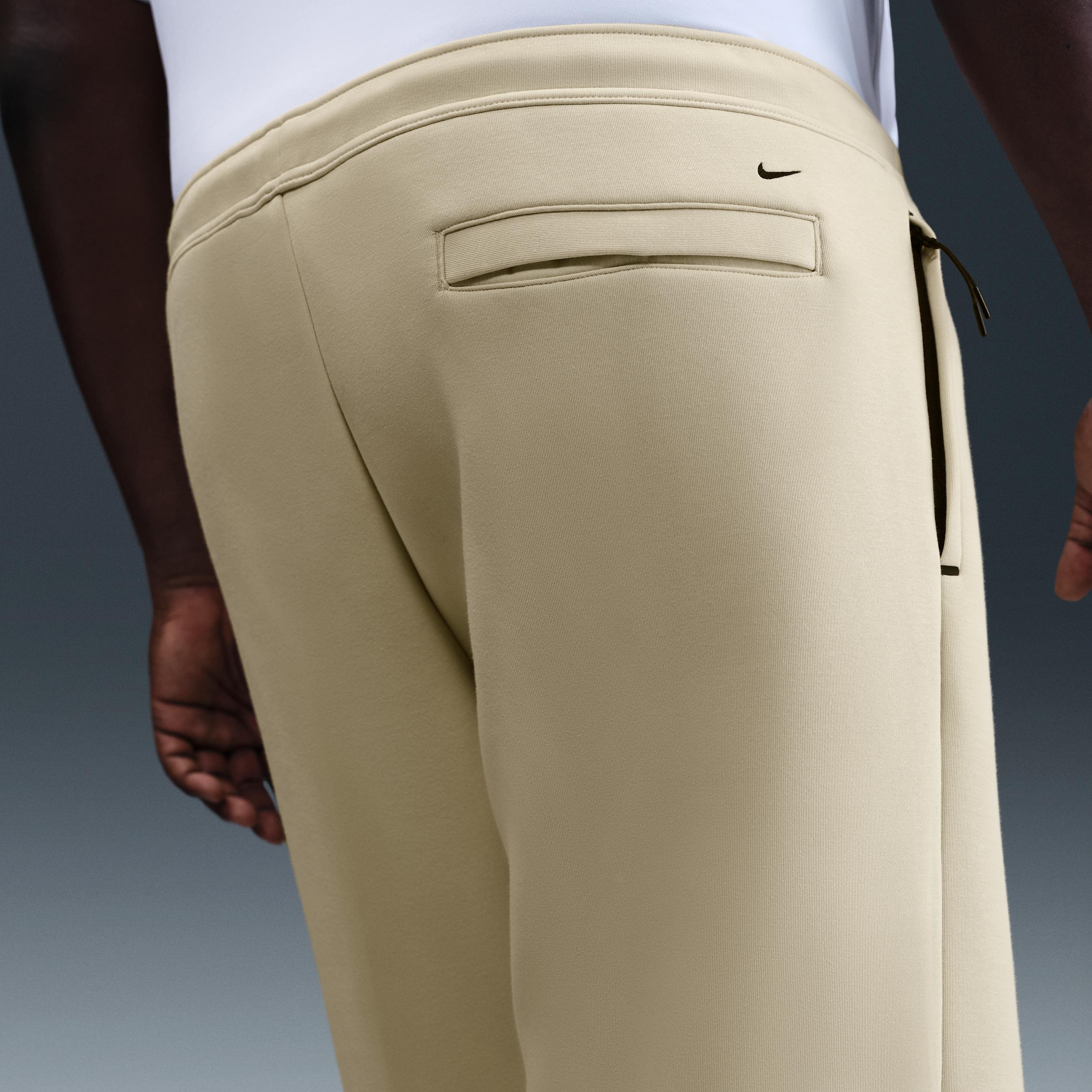Nike Men's Tech Wide-Leg Fleece Pants Product Image
