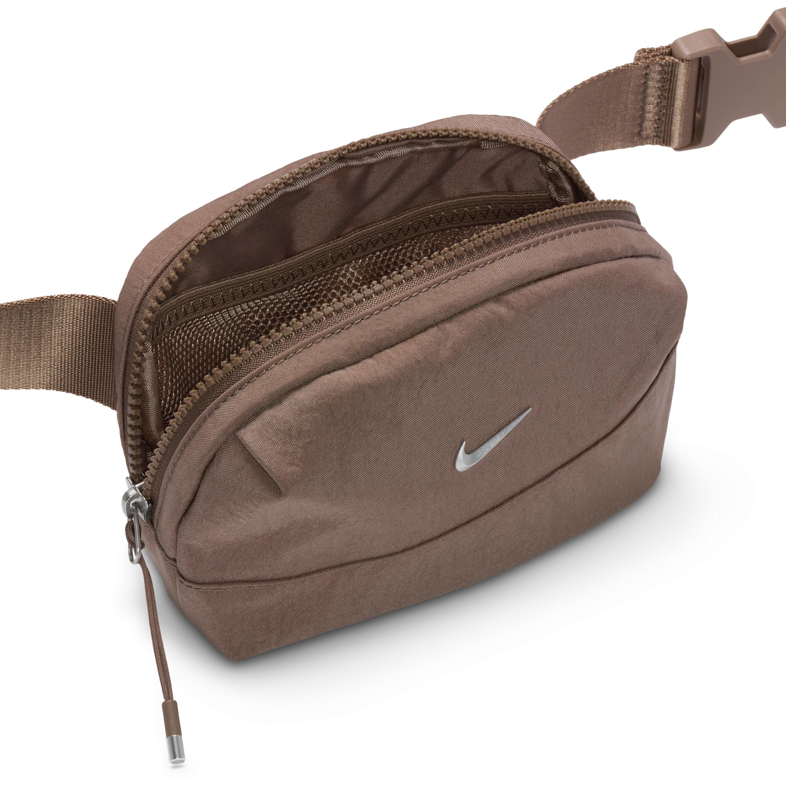 Nike Unisex Aura Crossbody Bag (2L) Product Image
