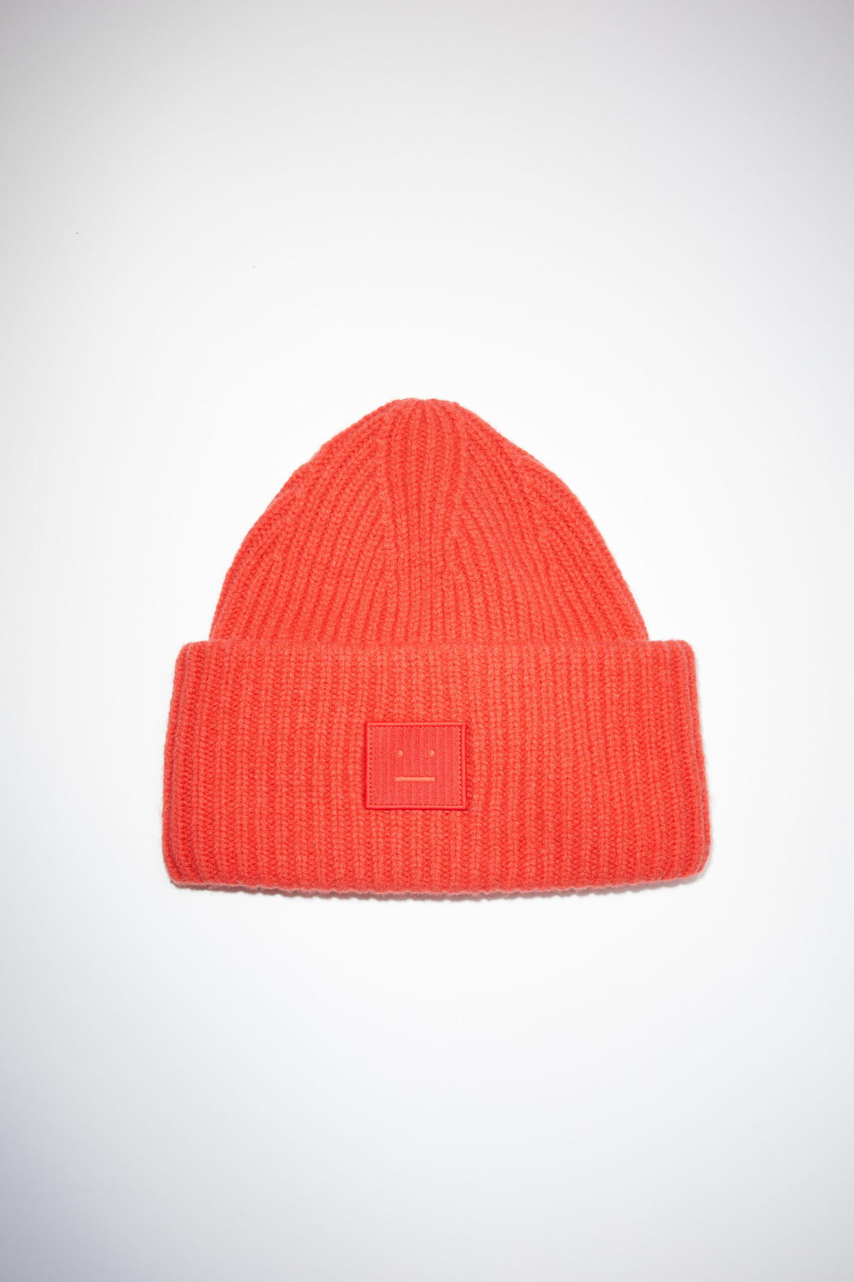 Large face logo beanie Product Image