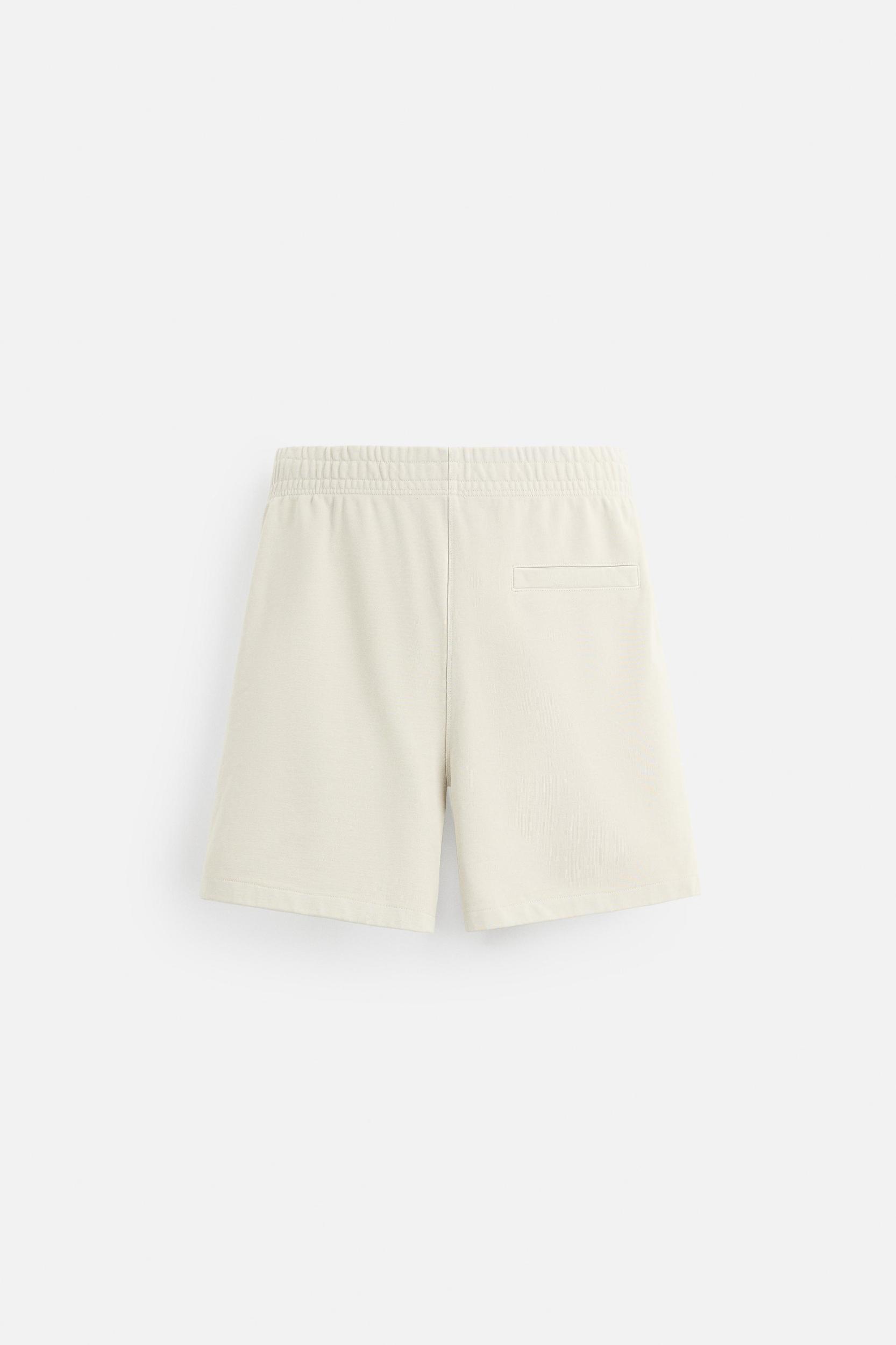 REGULAR FIT JOGGER SHORTS Product Image