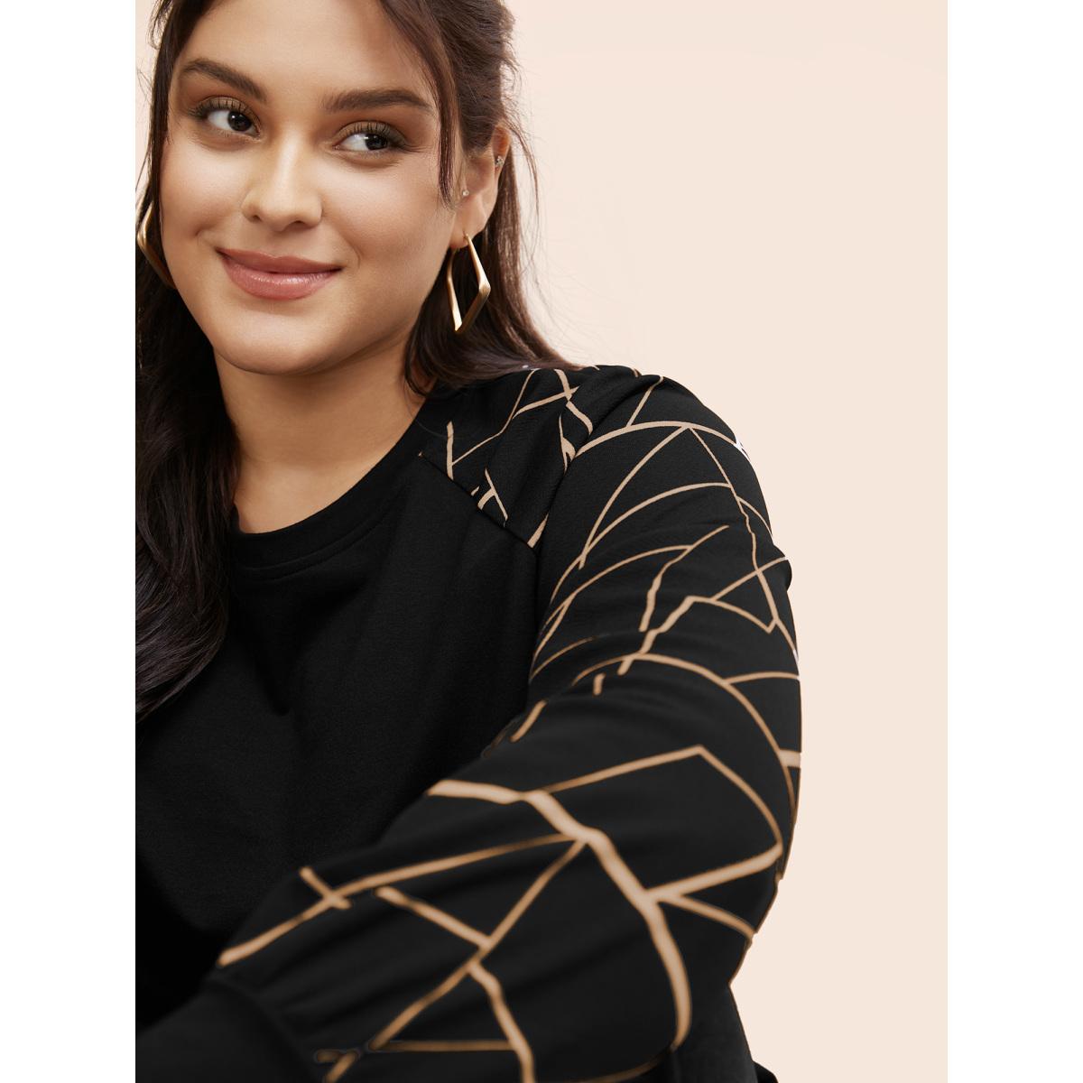 Plus Size Geometric Round Neck Raglan Sleeve Sweatshirt Women Multicolor Casual Elastic cuffs Round Neck Dailywear Sweatshirts BloomChic 22-24/3X Product Image