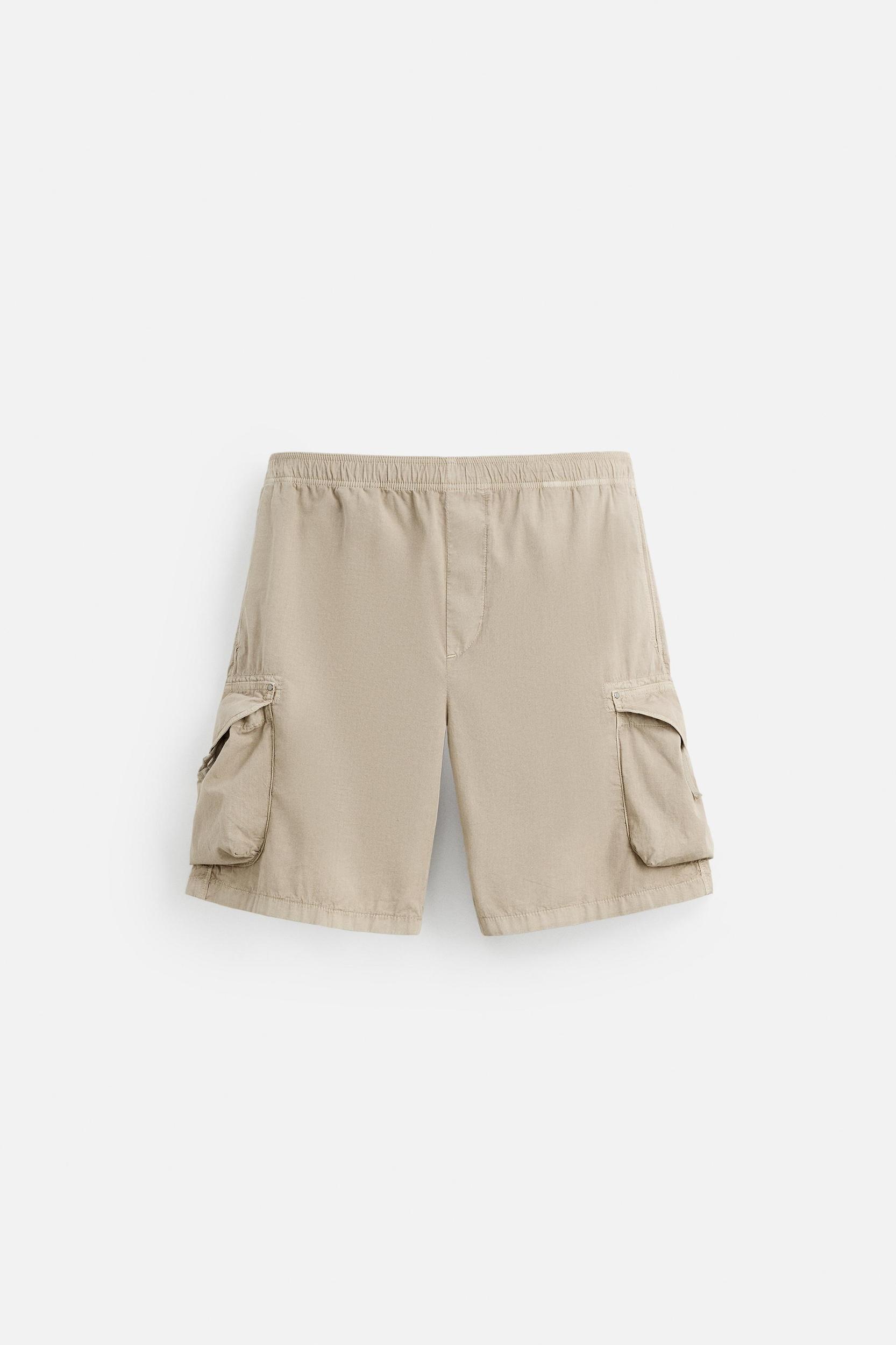 RELAXED FIT CARGO SHORTS Product Image
