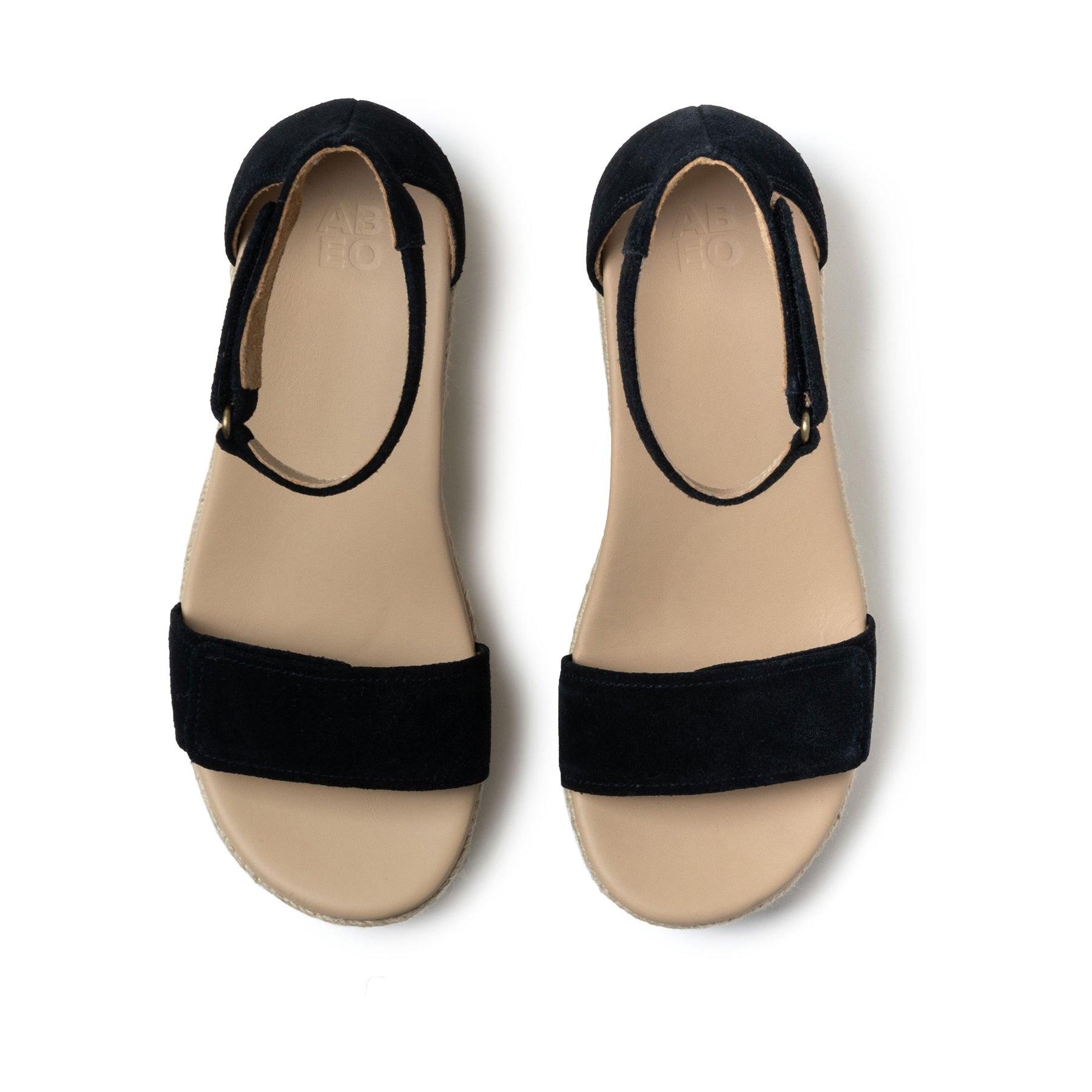 Riviera Ankle Sandal Metatarsal Female Product Image