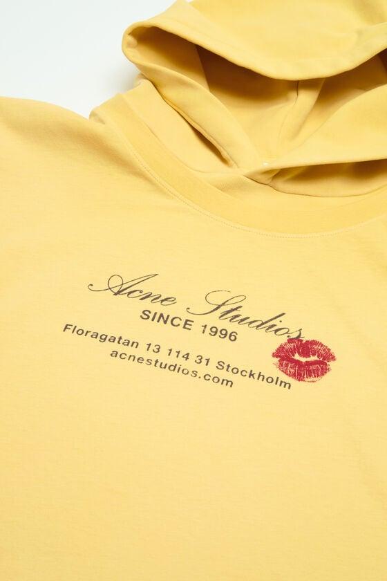 Double-layered hoodie Product Image