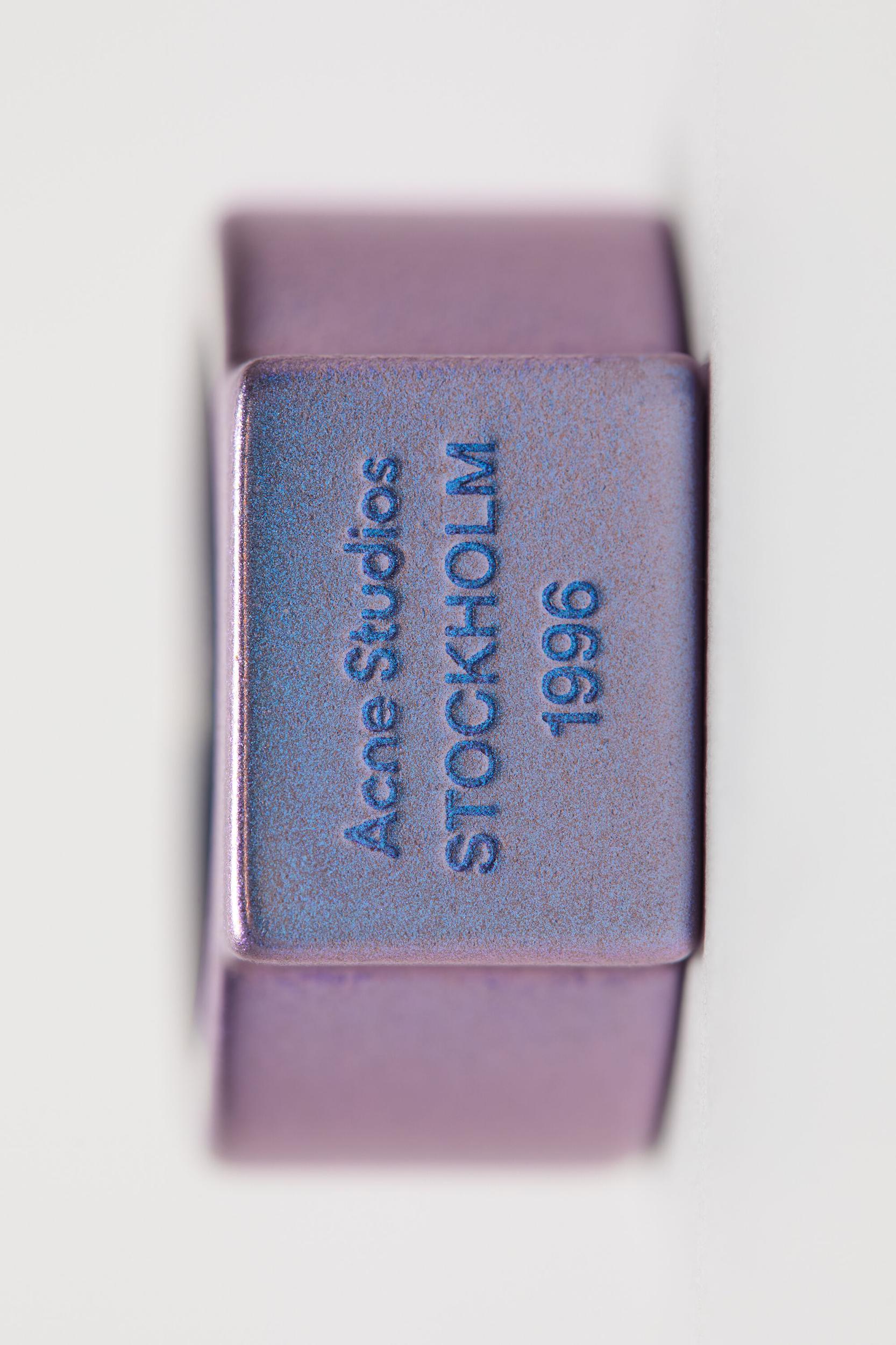 Logo engraved signet ring Product Image