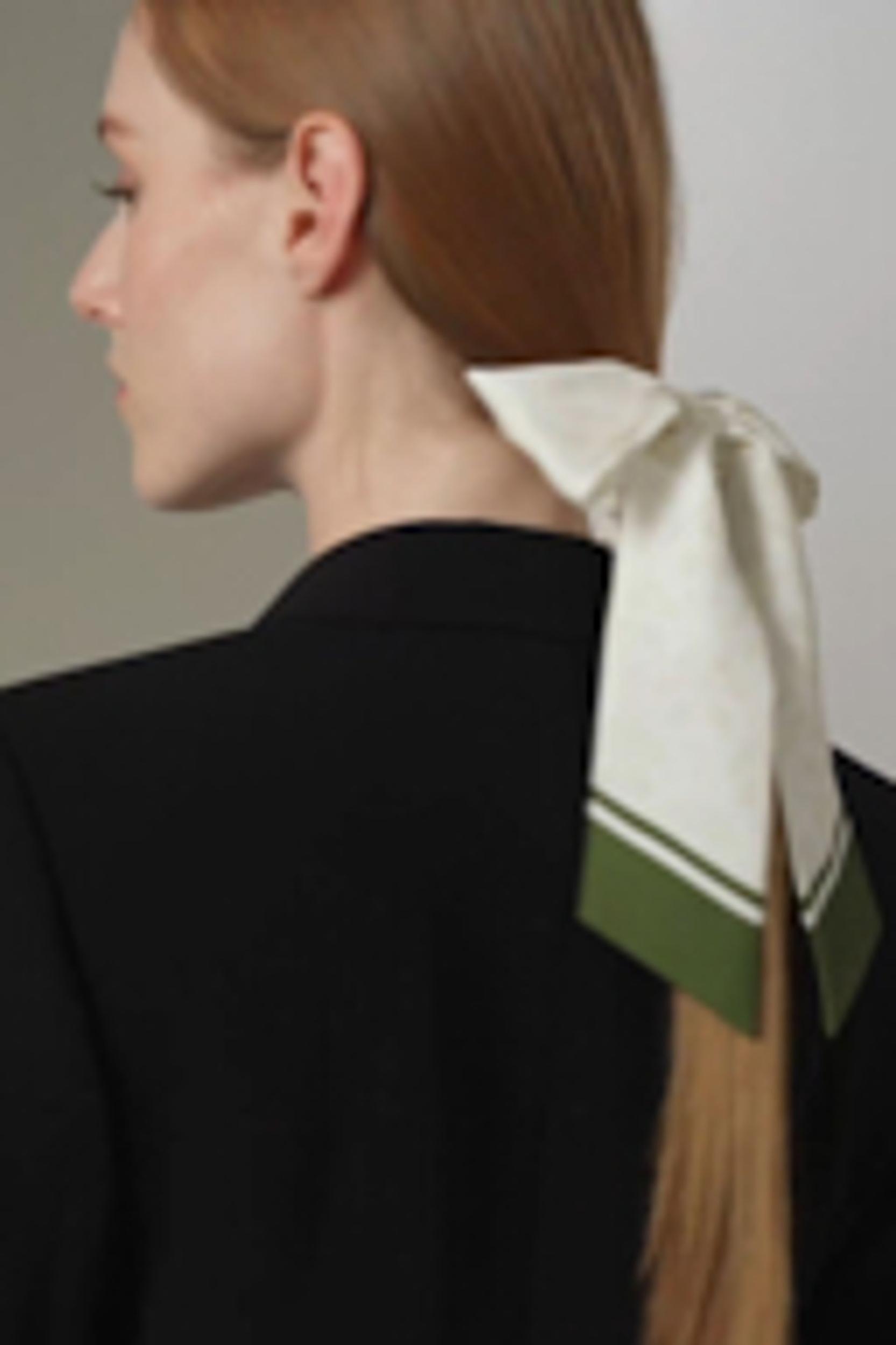 Lily Print Bow Hair Tie Product Image