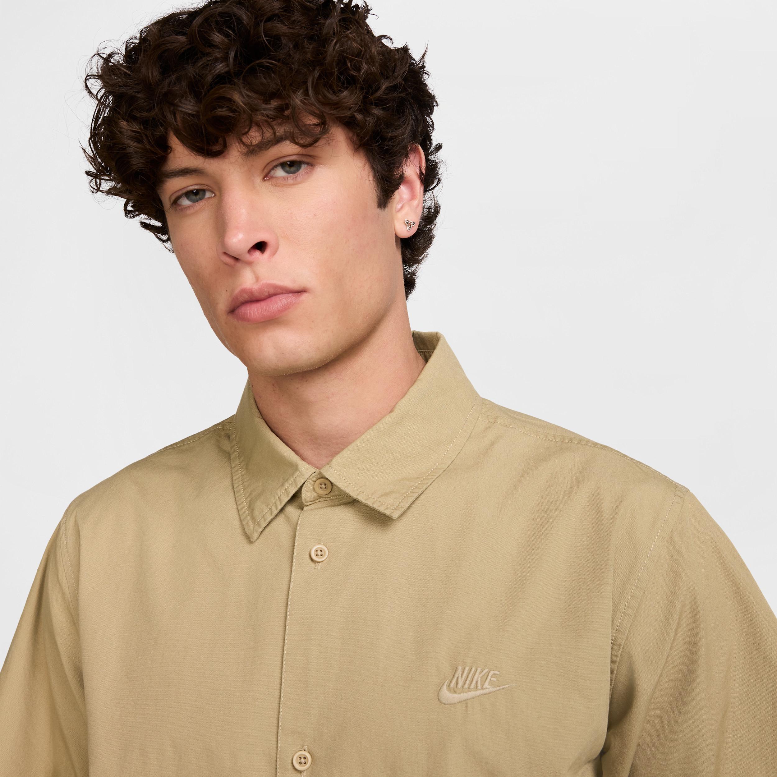 Nike Mens Club Short-Sleeve Button-Down Shirt | HJ2029-297 Product Image