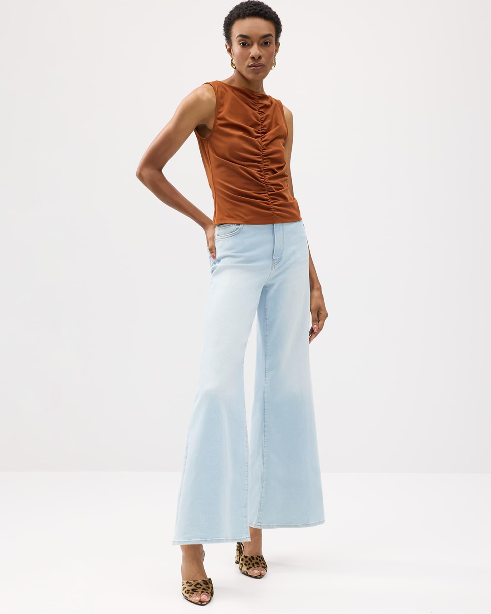 Le Palazzo Crop Jeans Product Image