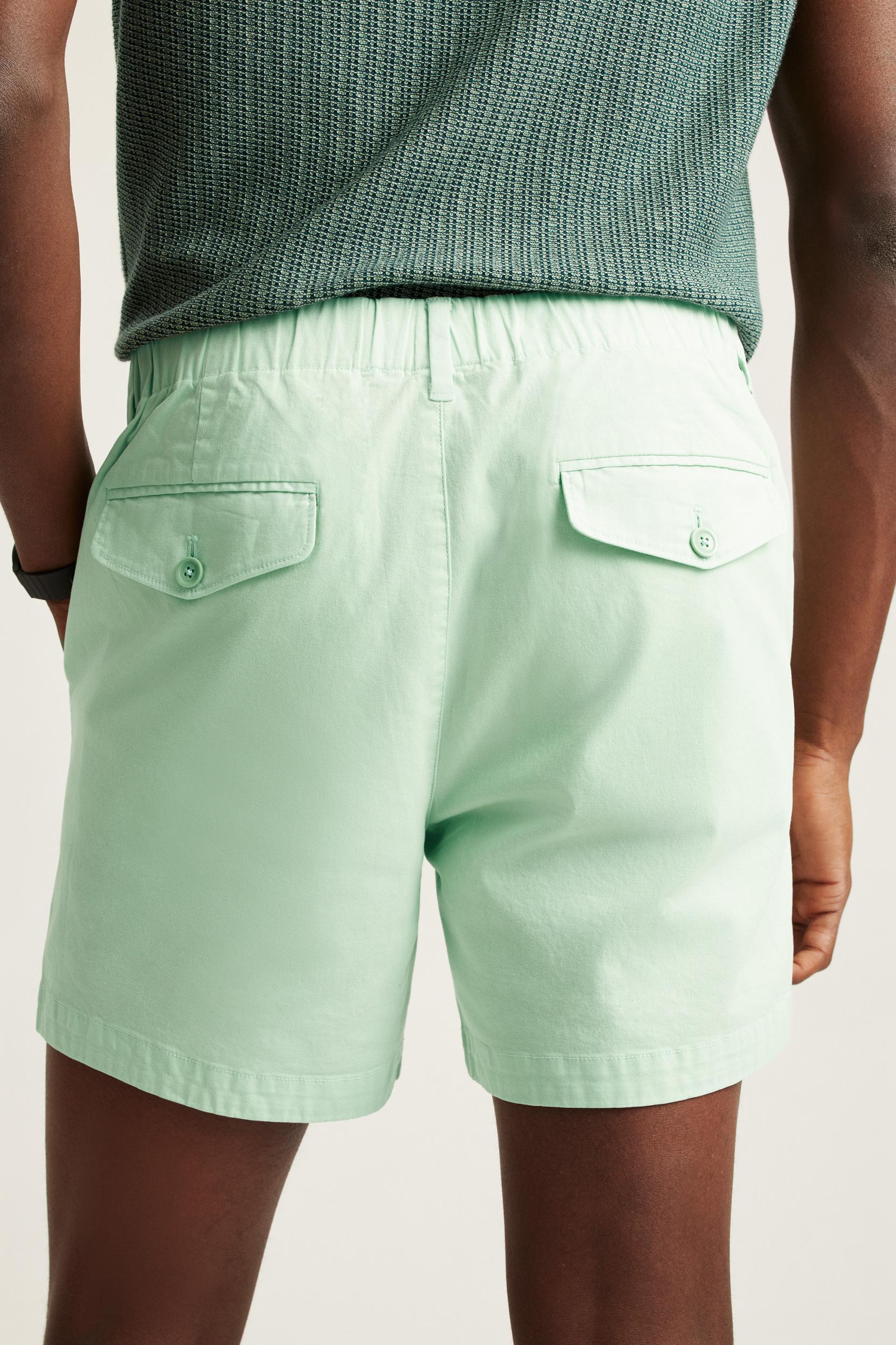 Lightweight Chino Short Product Image