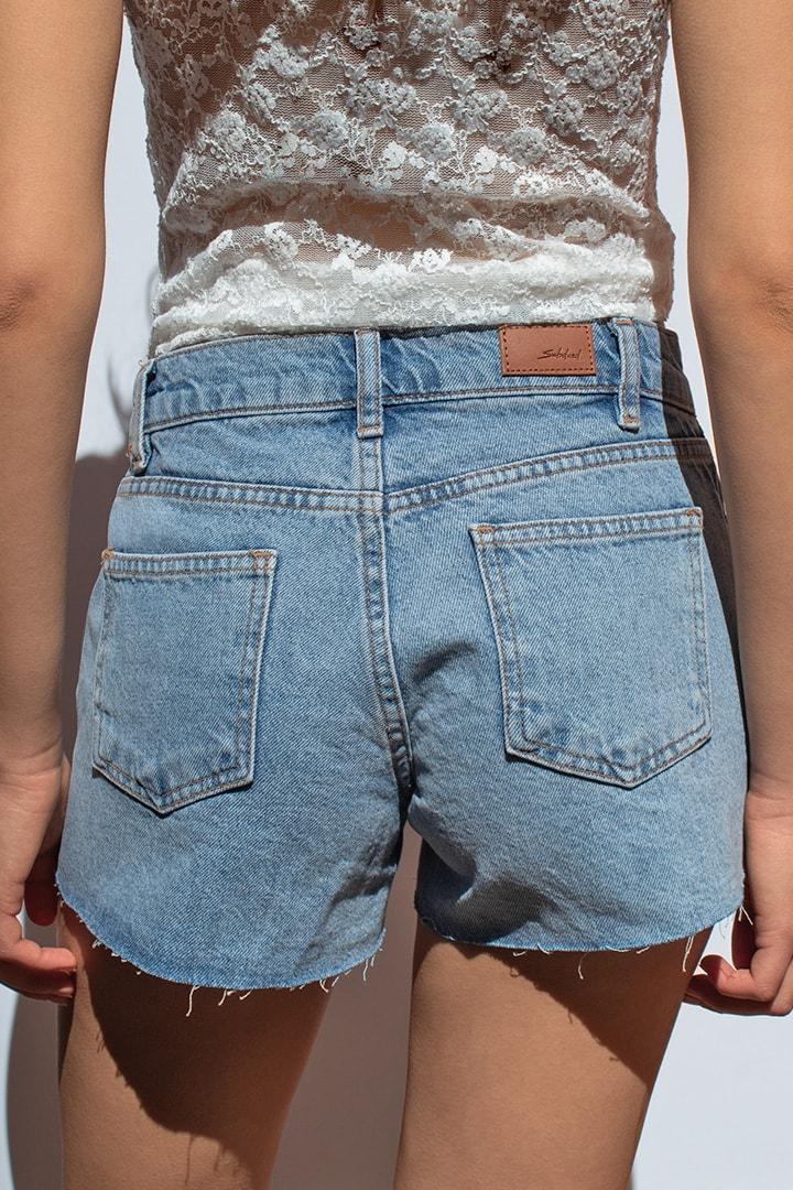 Low waist shorts Product Image