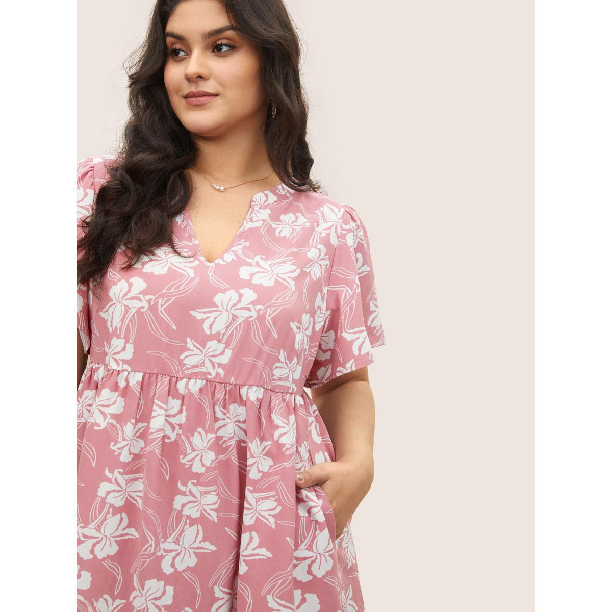 Plus Size Silhouette Floral Print Notched Collar Pleated Dress Crepe Women Elegant Non Notched collar Short sleeve Curvy Midi Dress BloomChic 14-16/1X Product Image