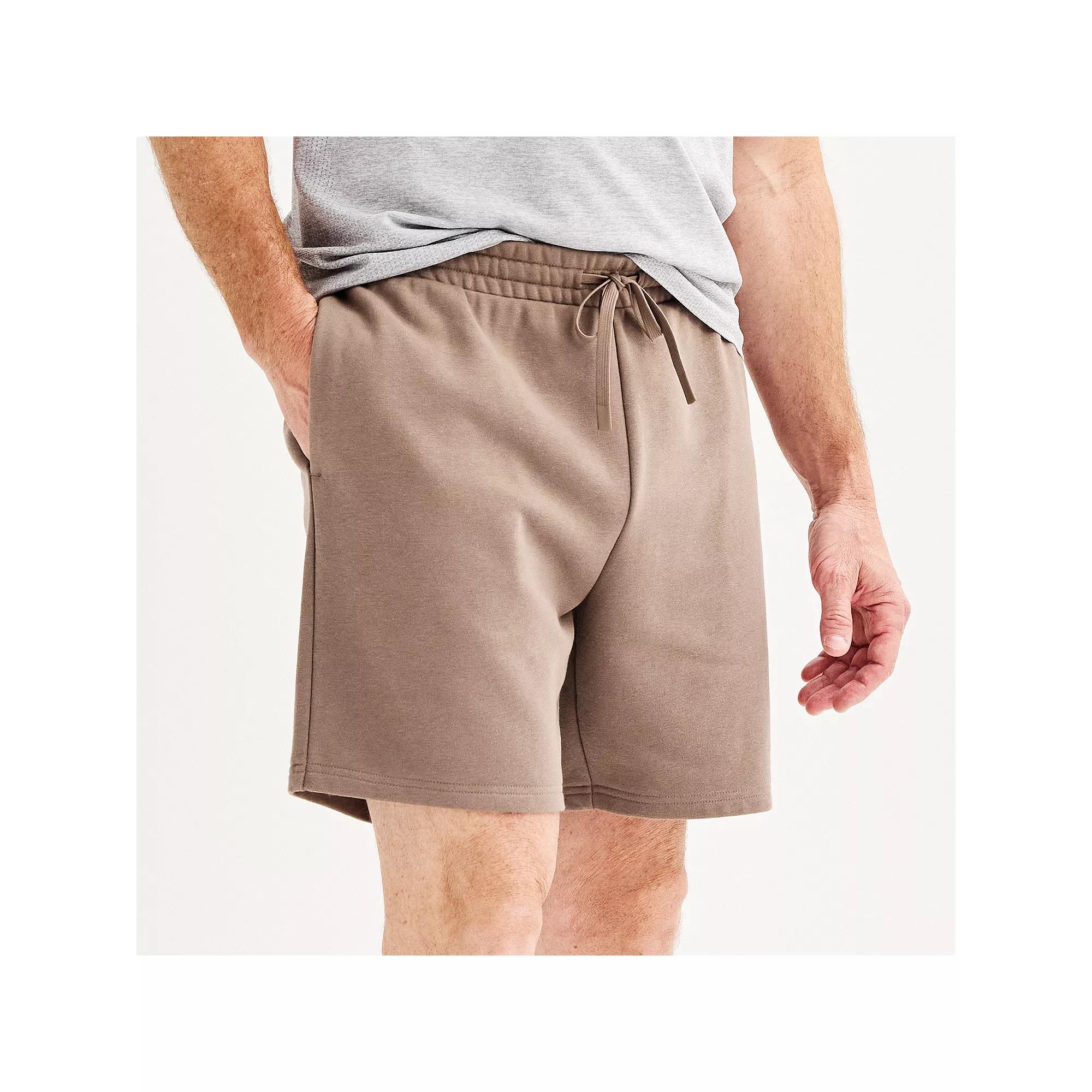 Men's Tek Gear® 7 in. Weekend Shorts,  Product Image
