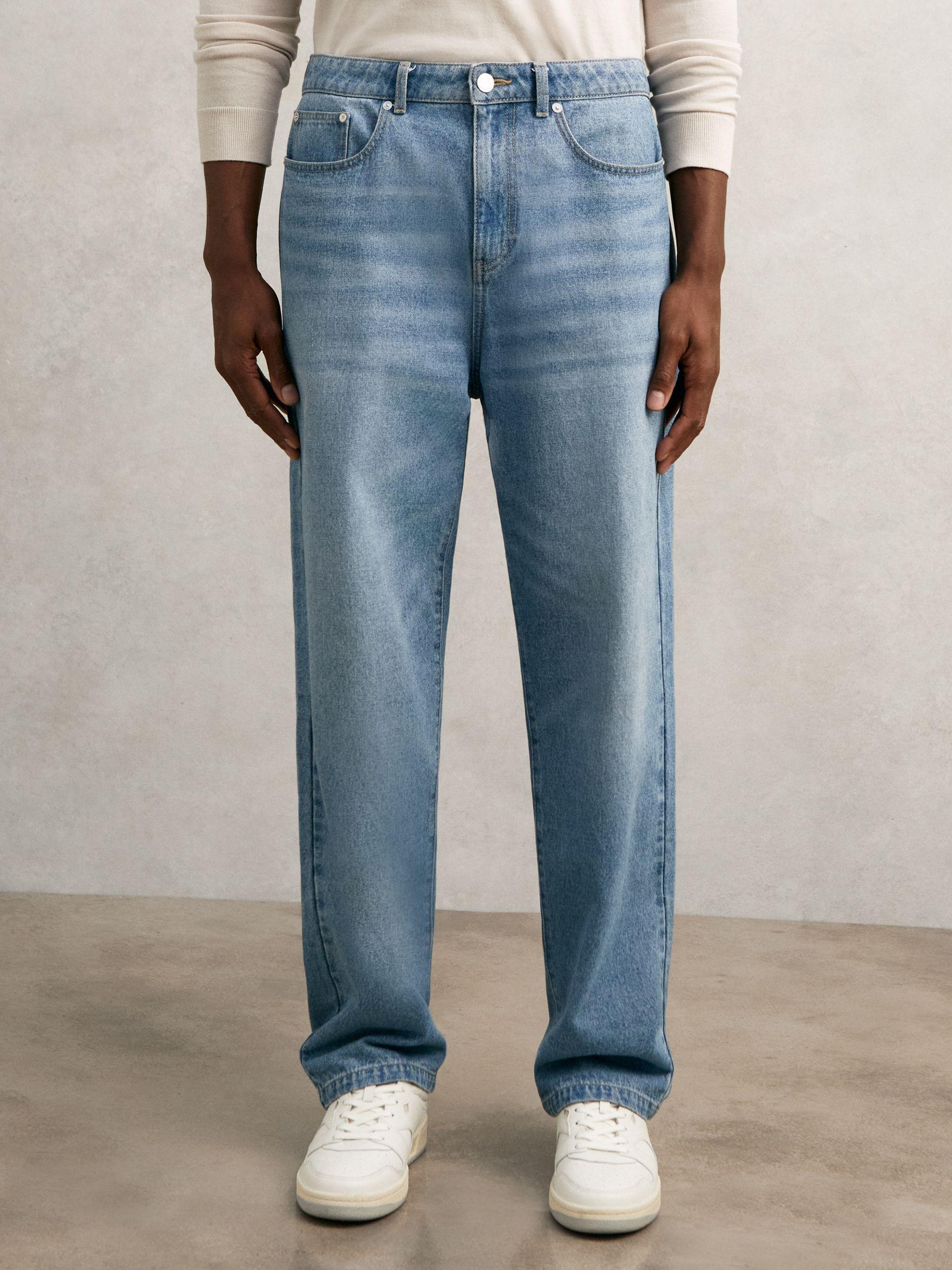 Loose-Fit Jeans in Light Blue Wash Product Image