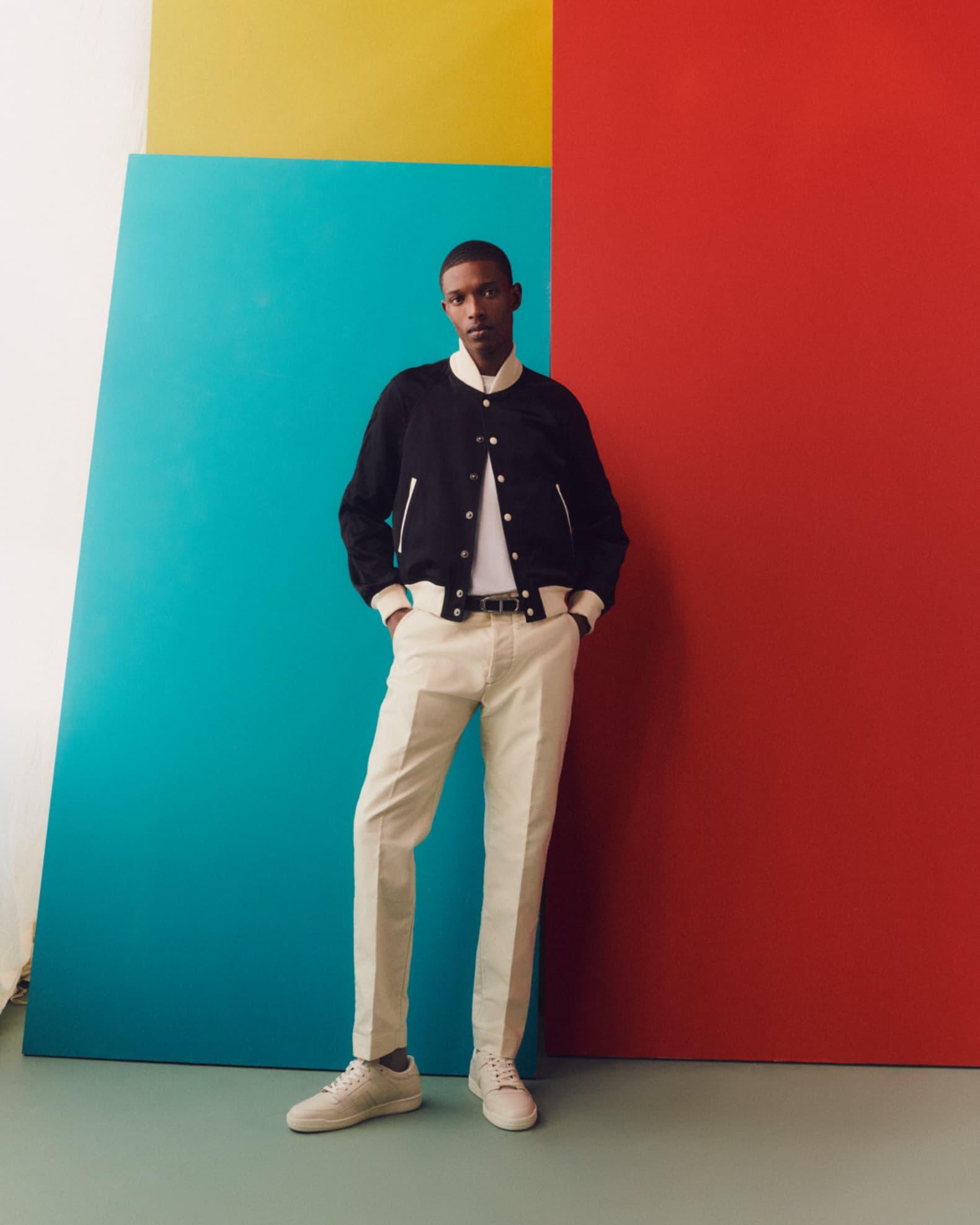 Men's Brushed Cotton-Satin Chino Pants Product Image