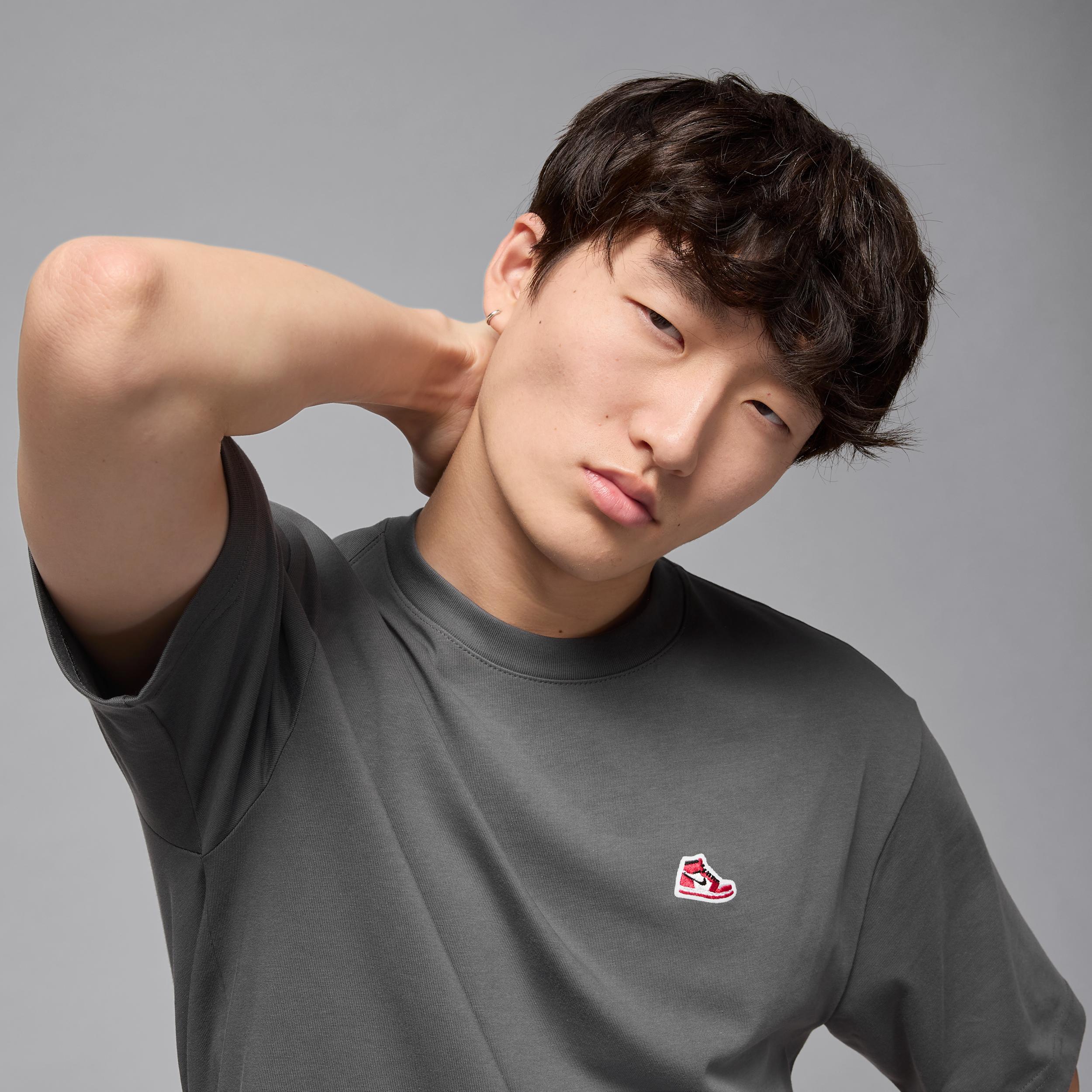 Mens Jordan Brand Sneaker Patch T-Shirt | HJ2326-068 Product Image