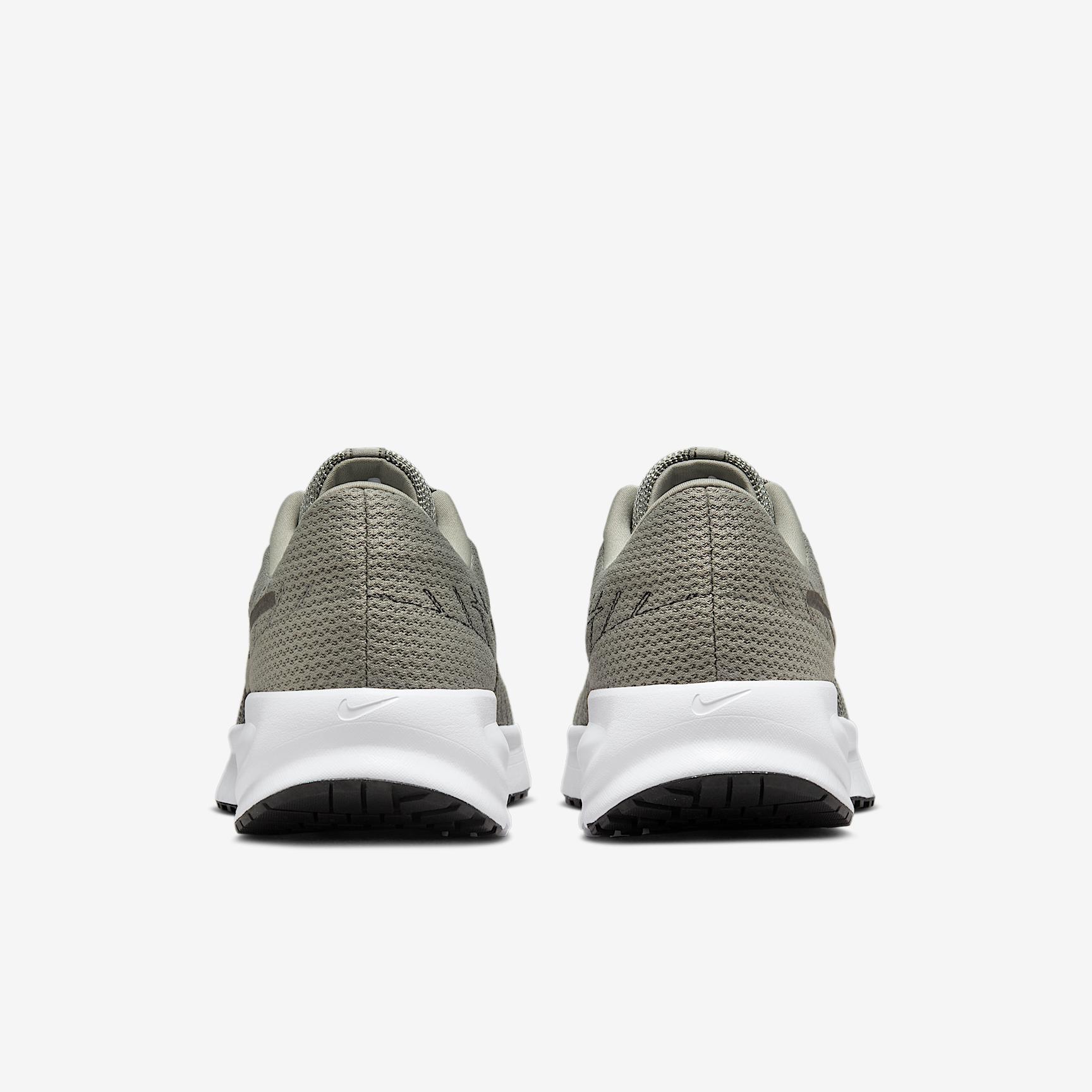 Nike Run Defy Men's Running Shoes,  Product Image