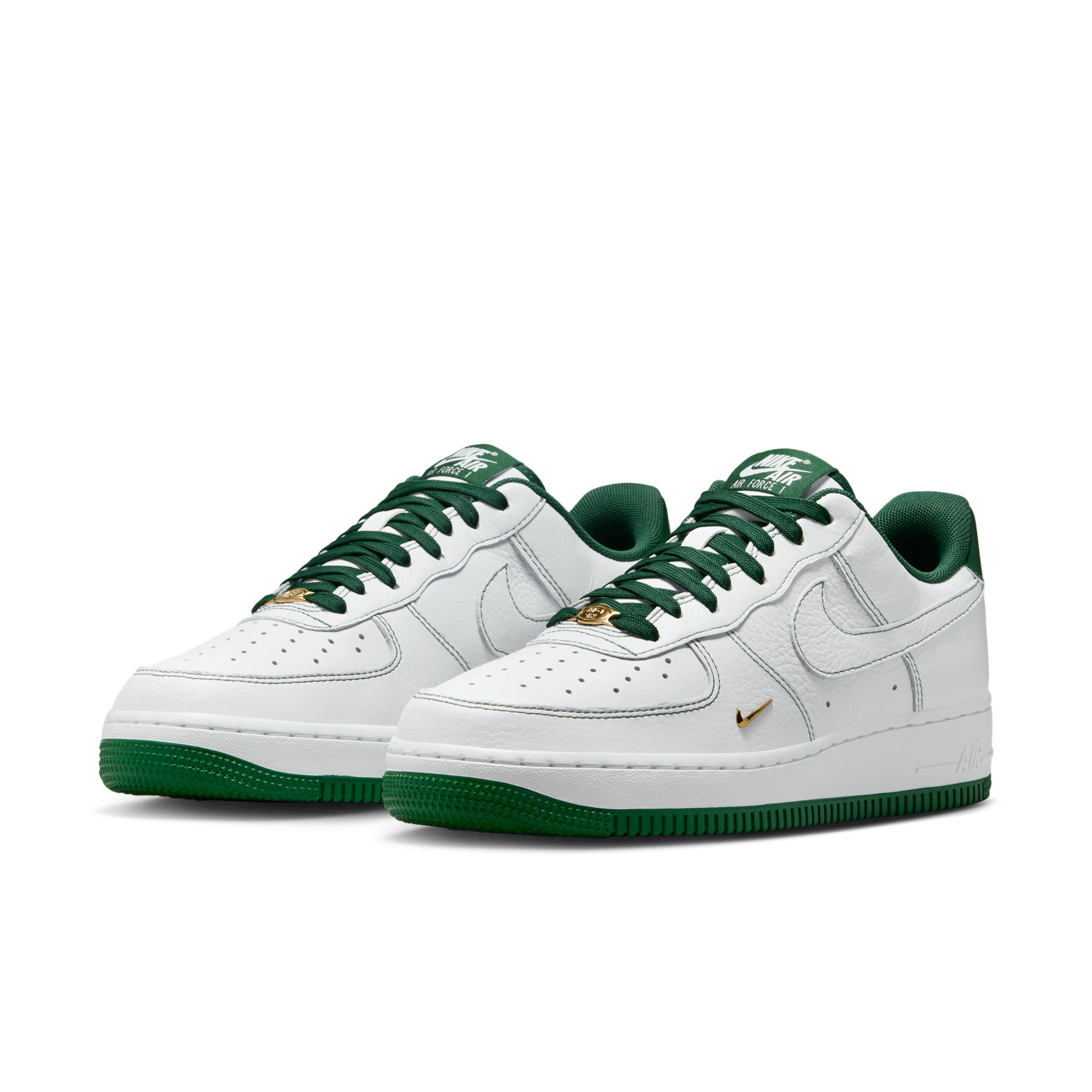 Nike Womens Air Force 1 07 Mini Jewel Shoes | IB6543-102 Product Image