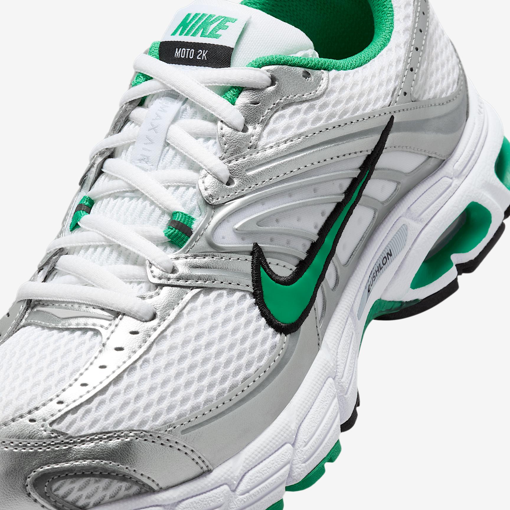 Nike Women's Air Max Moto 2K Shoes Product Image