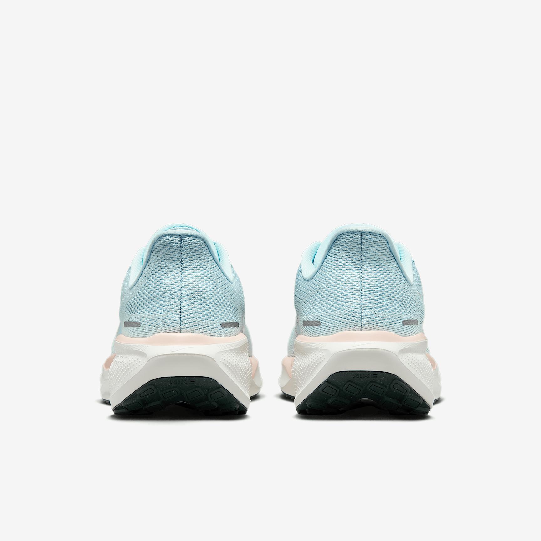 Nike Womens Pegasus 41 Running Shoes Product Image