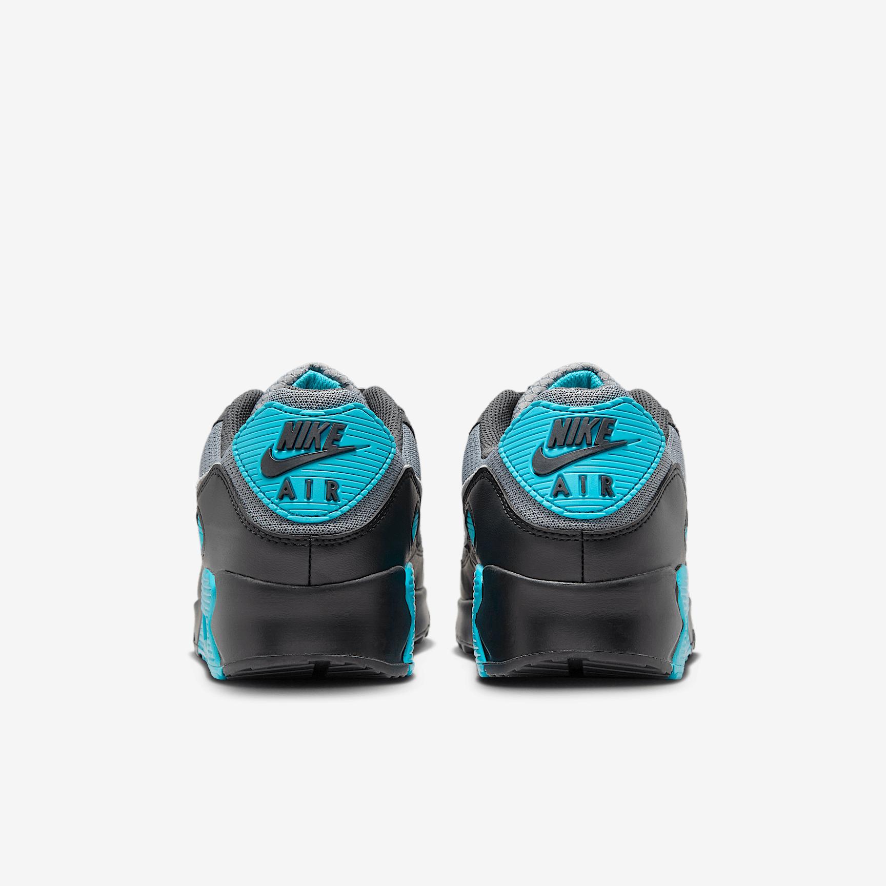 Nike Men's Air Max 90 Shoes Product Image