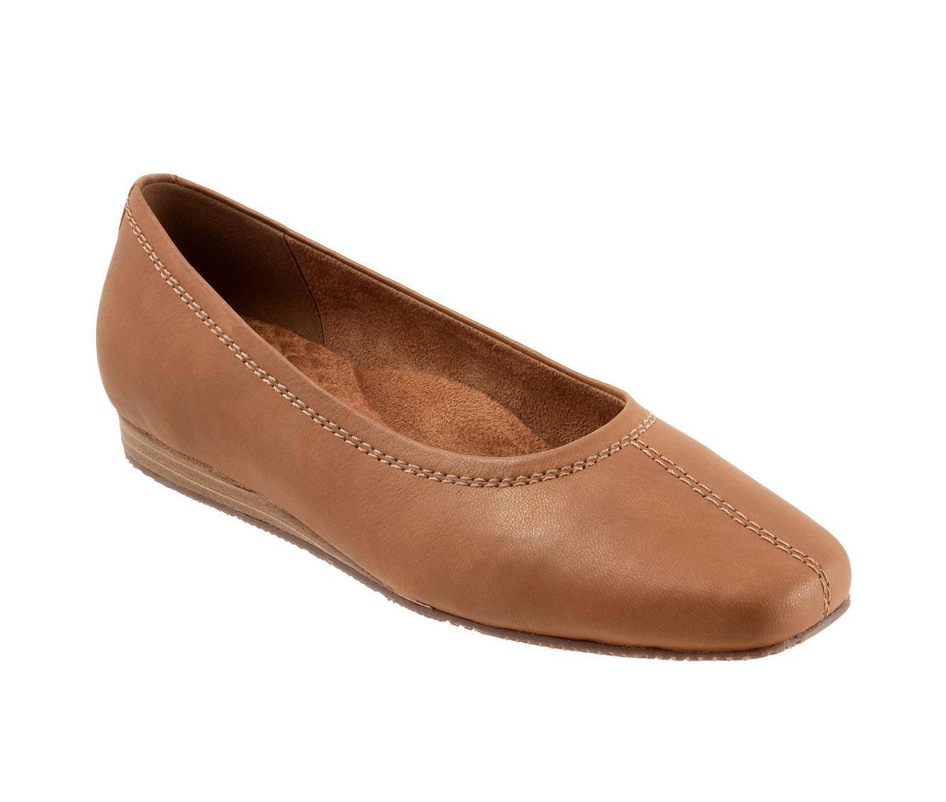 Women's Softwalk Vera Cruz Flats Product Image