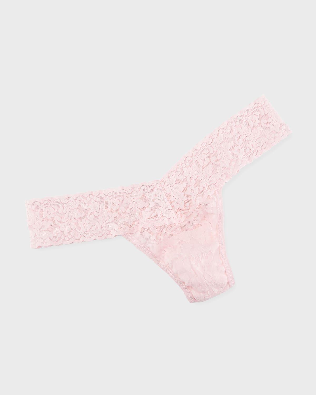 Signature Lace Low Rise Thong Product Image