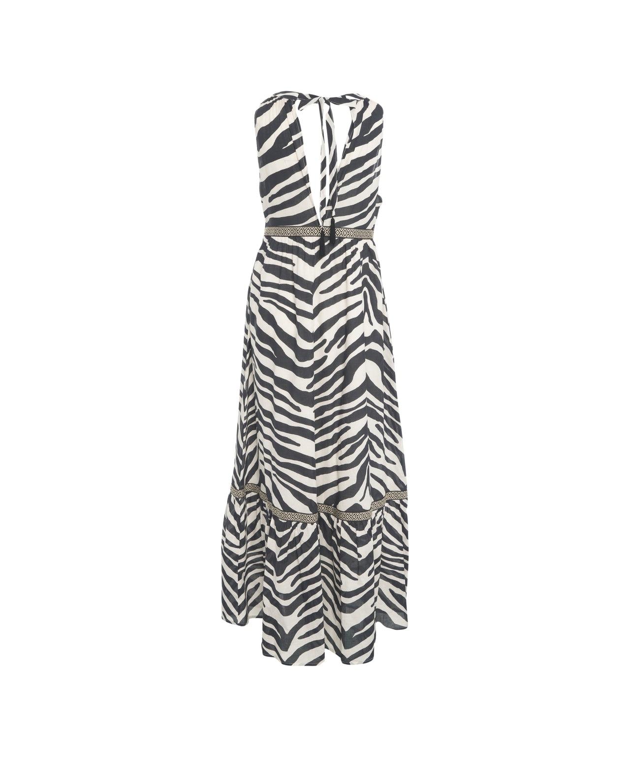 Maxi dress with animal print Product Image