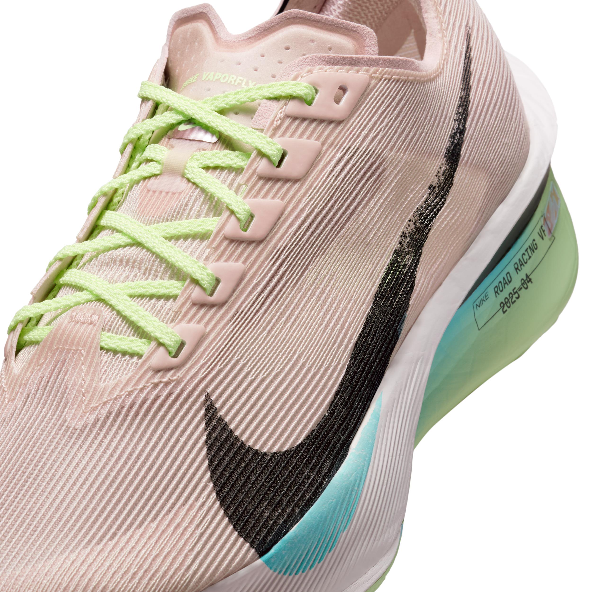 Nike Womens Vaporfly 4 Road Racing Shoes | IH6277-602 Product Image
