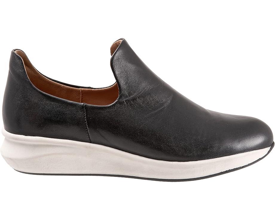 Women's SoftWalk Inez Product Image