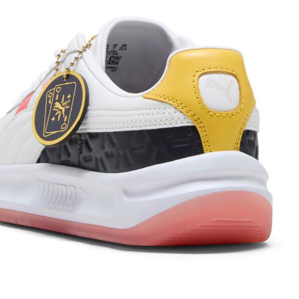 GV Special Vegas Flagship Women's Sneakers Product Image