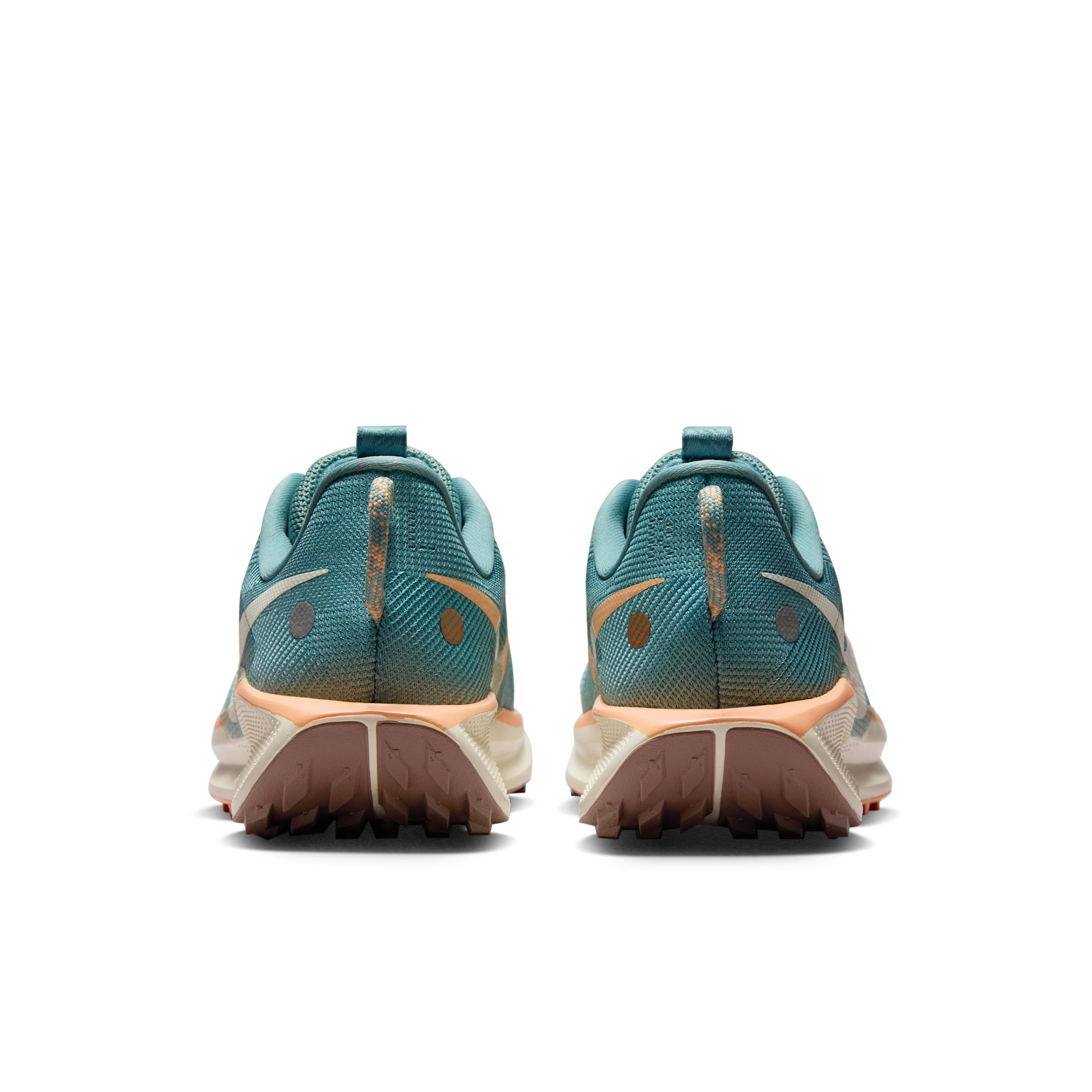 Nike Womens Pegasus Trail 5 Trail Running Shoes | DV3865-010 Product Image