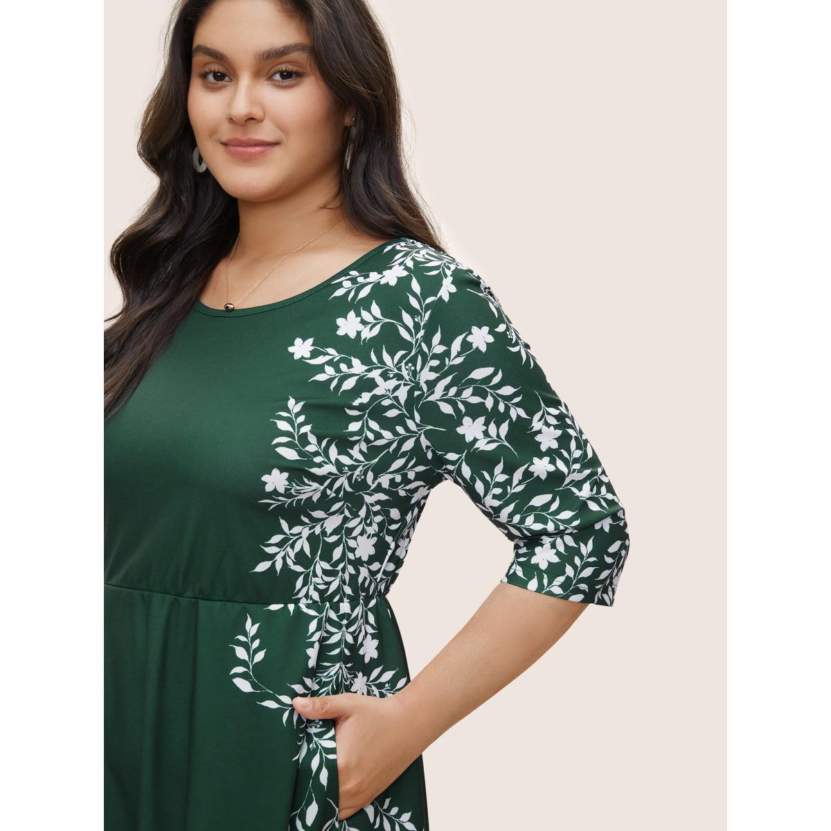 Plus Size Silhouette Floral Print Pocket Elastic Waist Dress Green Women Elegant Non Round Neck Elbow-length sleeve Curvy Midi Dress BloomChic 30/6X Product Image