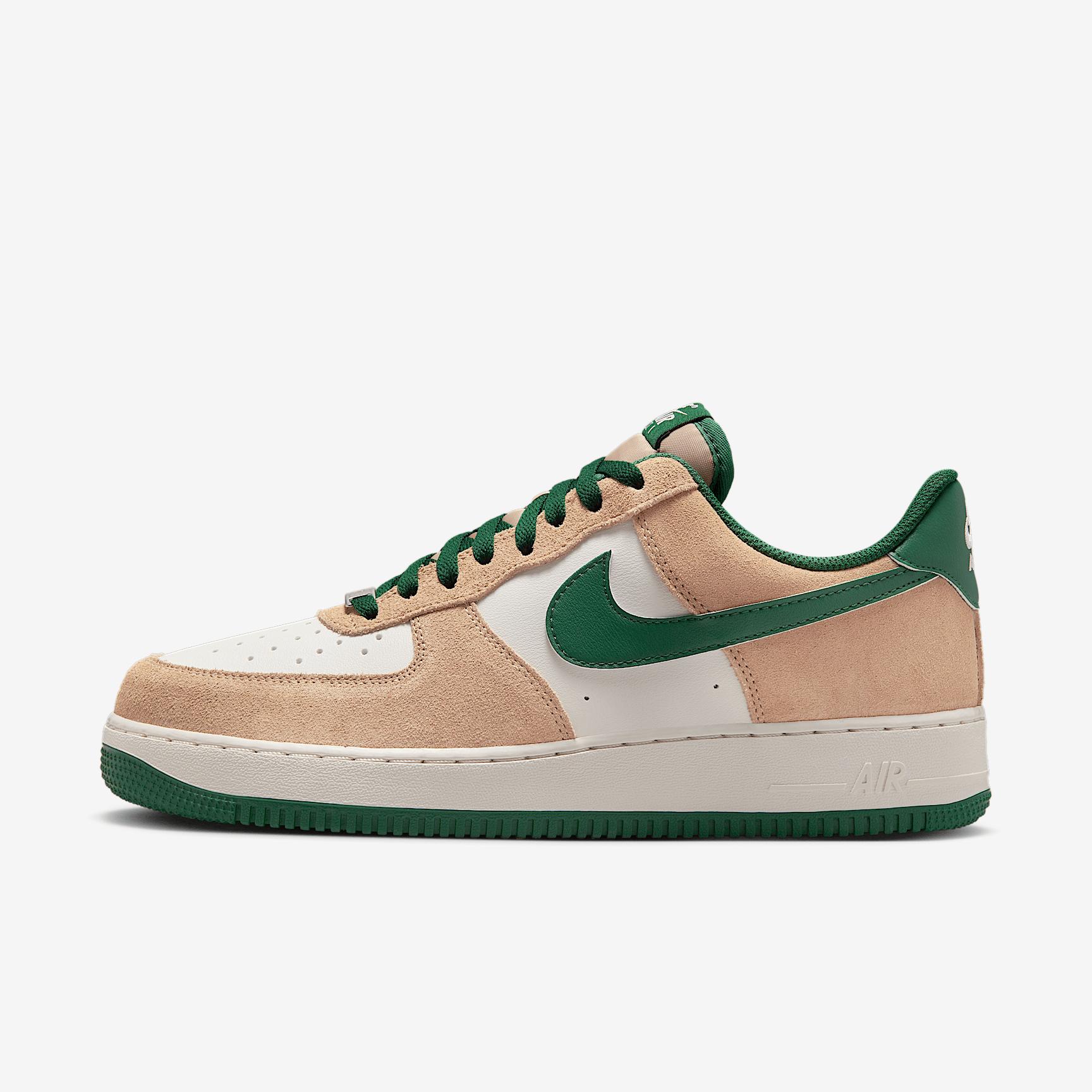Nike Men's Air Force 1 '07 LV8 Shoes Product Image