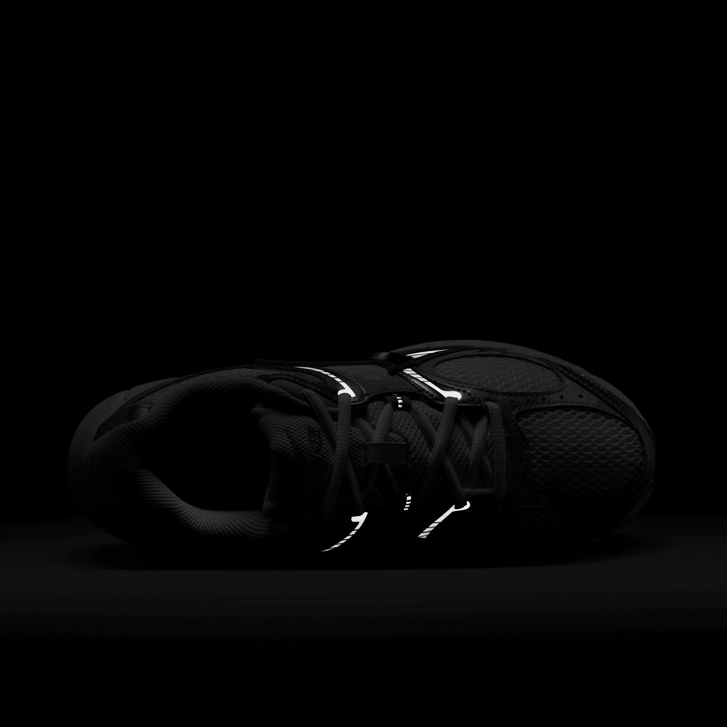 Nike Womens V5 RNR Shoes with Reflective Accents | HQ7901-101 Product Image