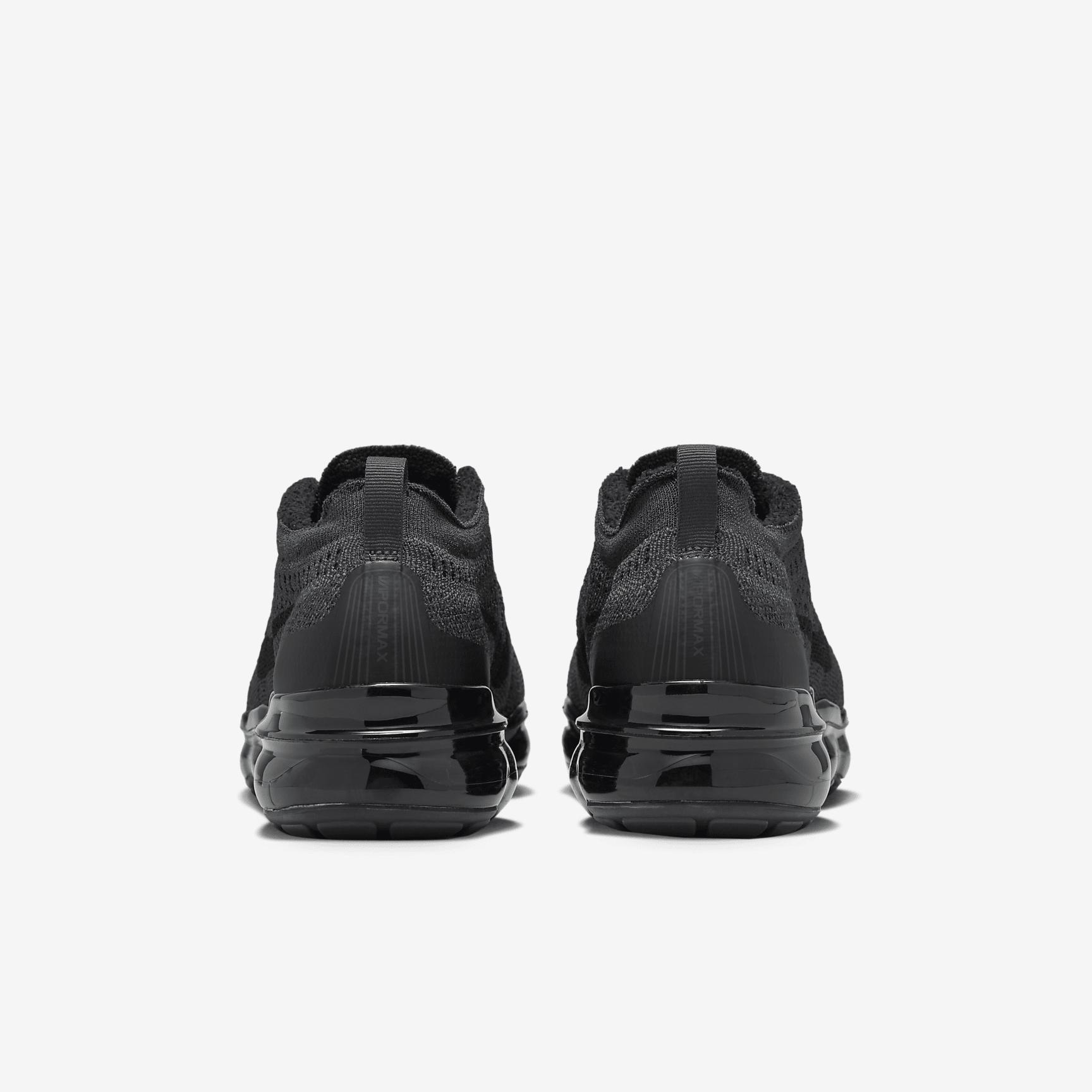 Mens Nike Air VaporMax 2023 Flyknit Running Shoes Product Image