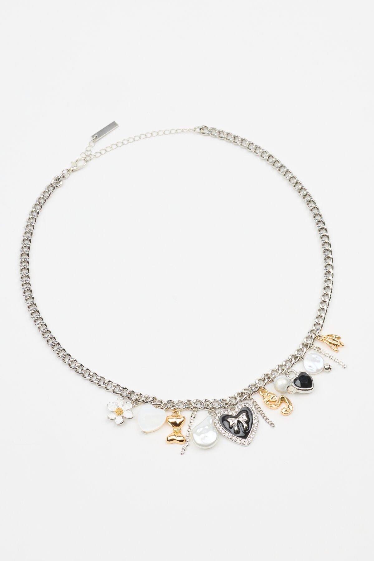 Vintage Hearts & Pearls Charm Necklace Product Image