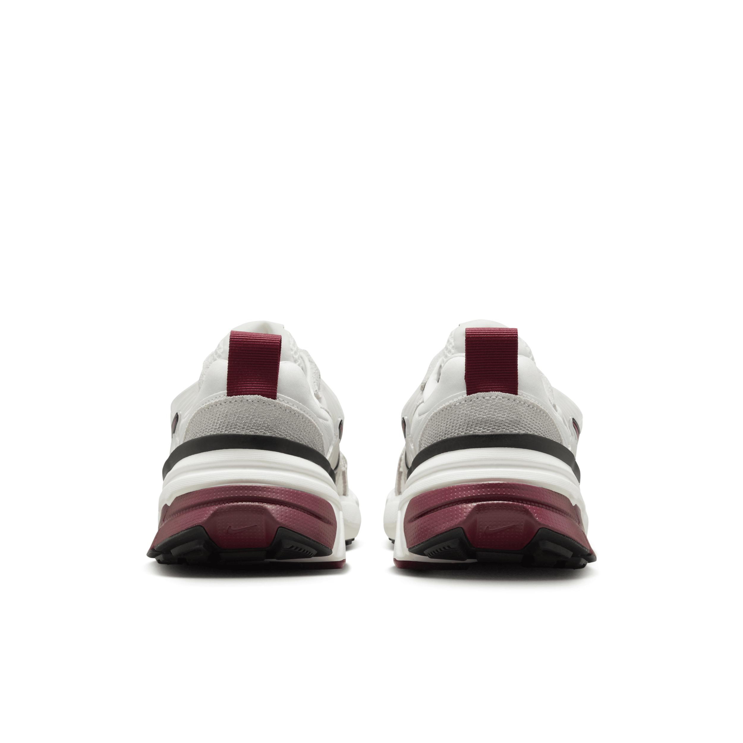 Nike Womens V2K Run SE Shoes | HQ3500-100 Product Image