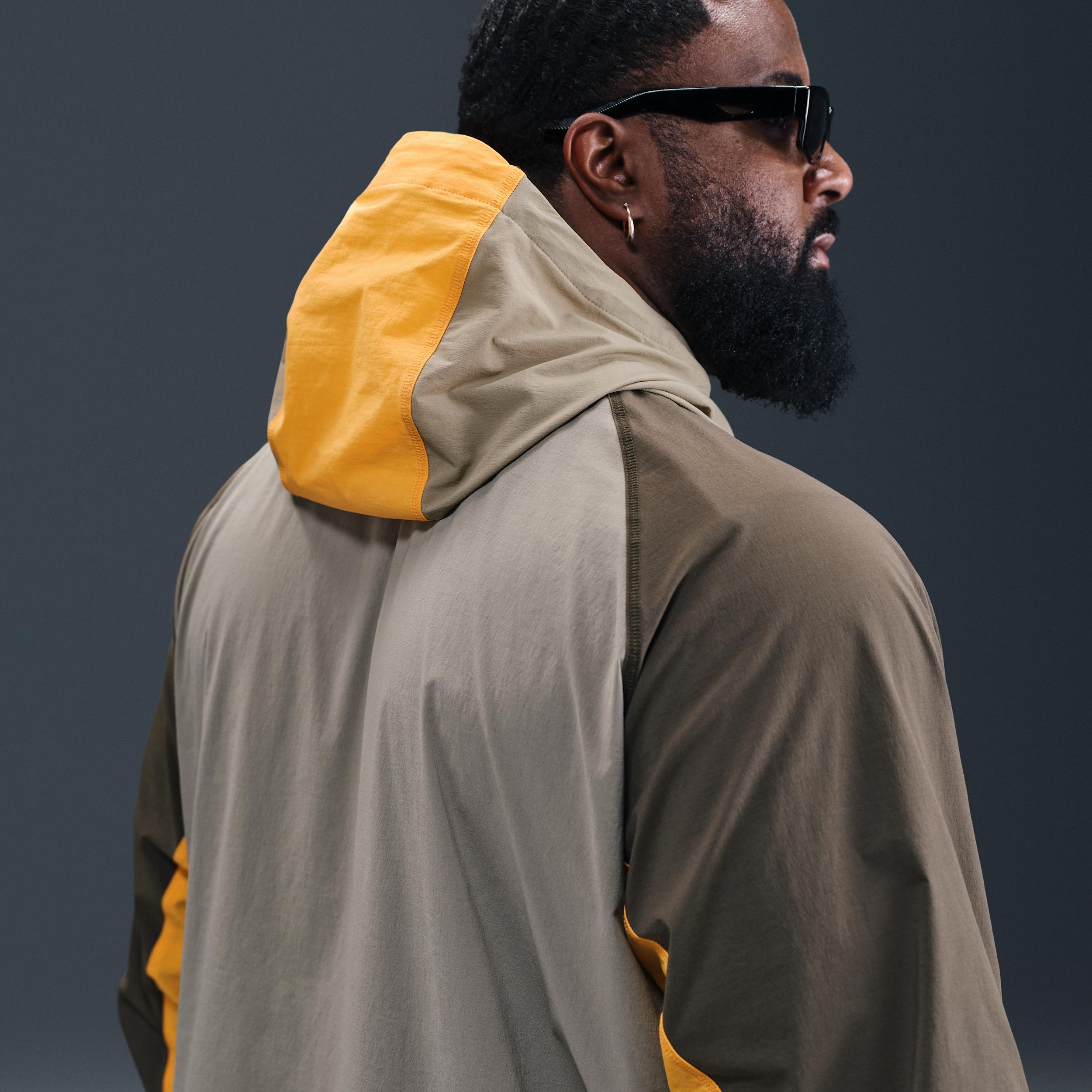 Nike Tech Men's Woven Windrunner Full-Zip Jacket Product Image