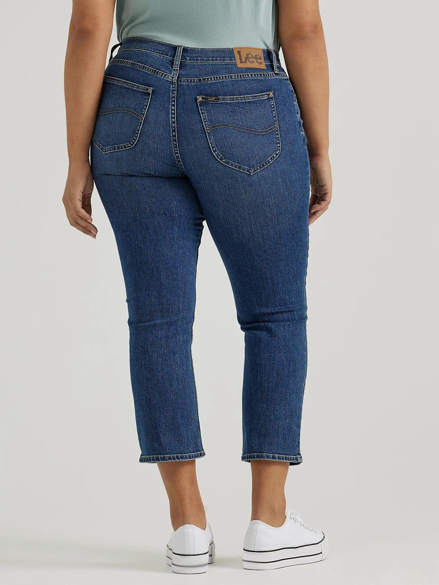 Women’s Legendary Regular Fit Capri (Plus) | Women's Capris & Crops | Lee® Product Image